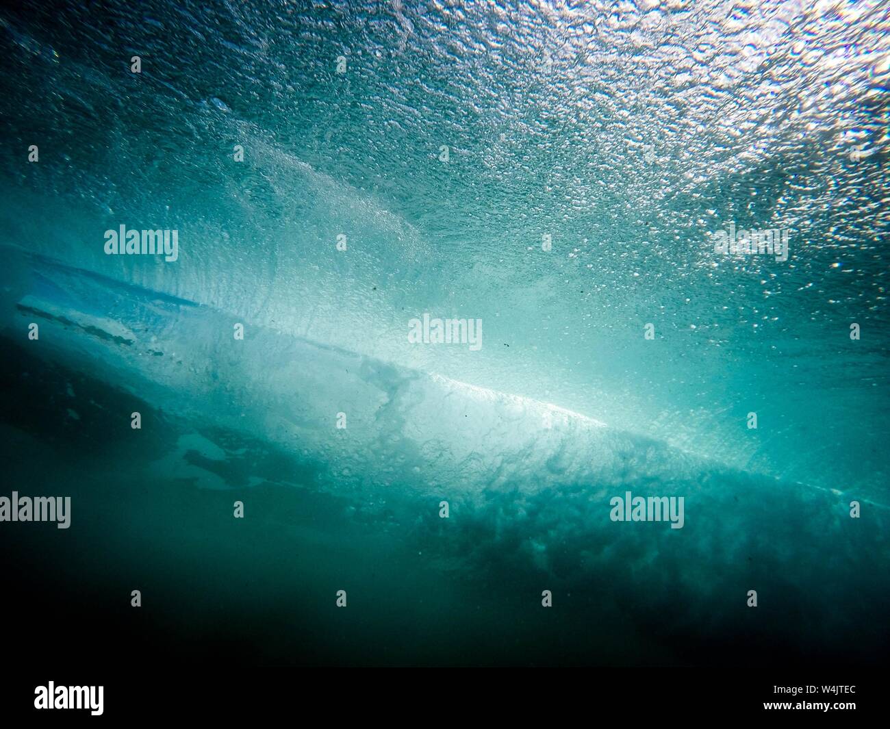 Schöne Unterwasseraufnahme von Fokus detaillierte Wasser Texturen - schön Hintergrund Stockfoto