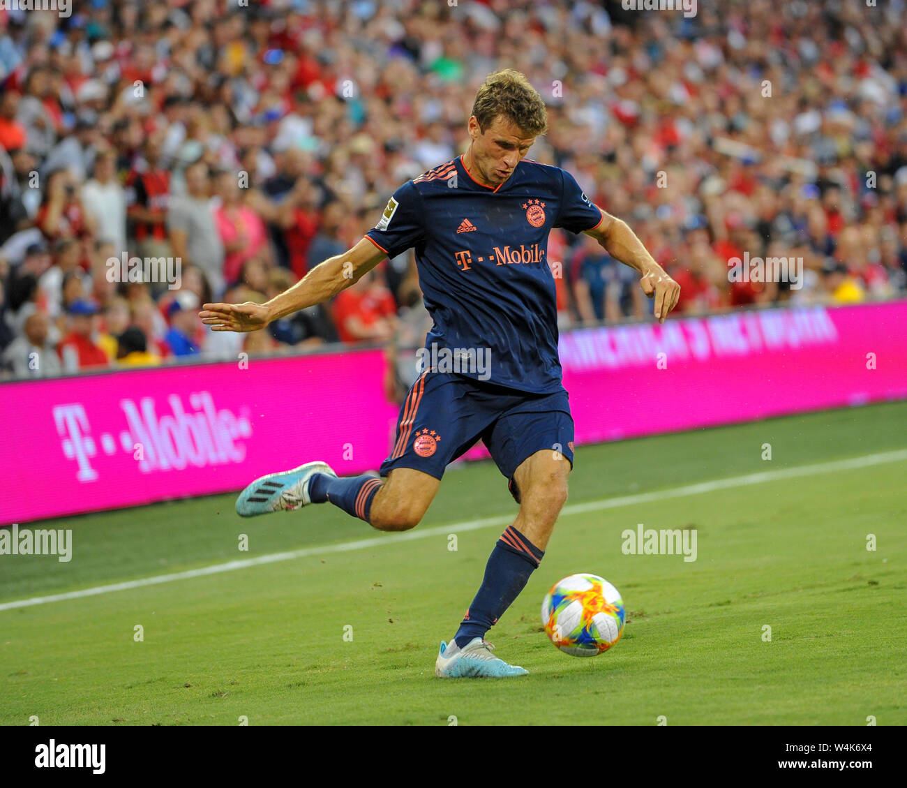 Kansas City, KS, USA. 23. Juli, 2019. Bayern vorwärts, Thomas Müller (25), in der Tätigkeit während der 2019 Internationale Champions Pokalspiel zwischen dem AC Mailand und dem FC Bayern, am Children's Mercy Park in Kansas City, KS. Bayern besiegt AC Mailand, 1-0. Kevin Langley/Sport Süd Media/CSM/Alamy leben Nachrichten Stockfoto