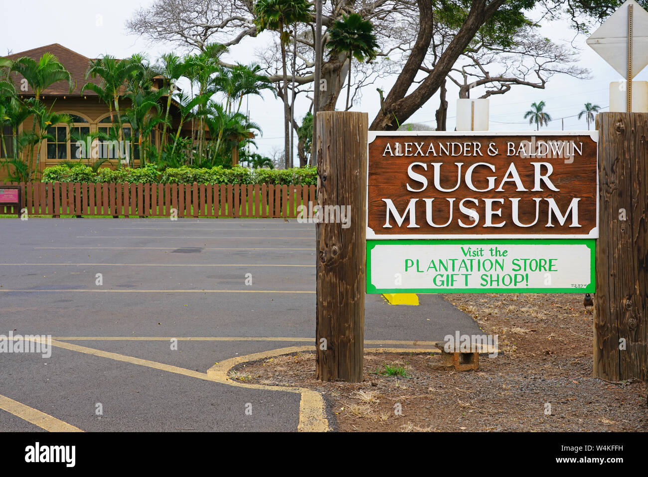 MAUI, HI-1 APR 2018 - Blick auf eine alte Zuckerrohrplantage und Factory und Alexander & Baldwin Sugar Museum, in Puʻunene, Hawaii, Kahului, Maui. Stockfoto