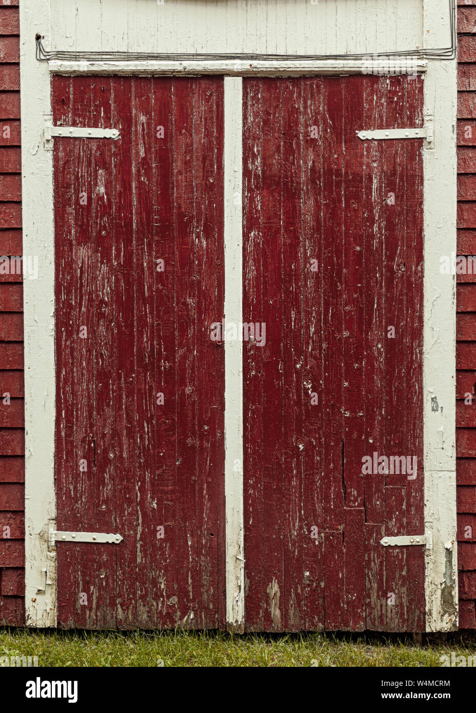 Ein paar alte rustikale Scheune Türen. Stockfoto