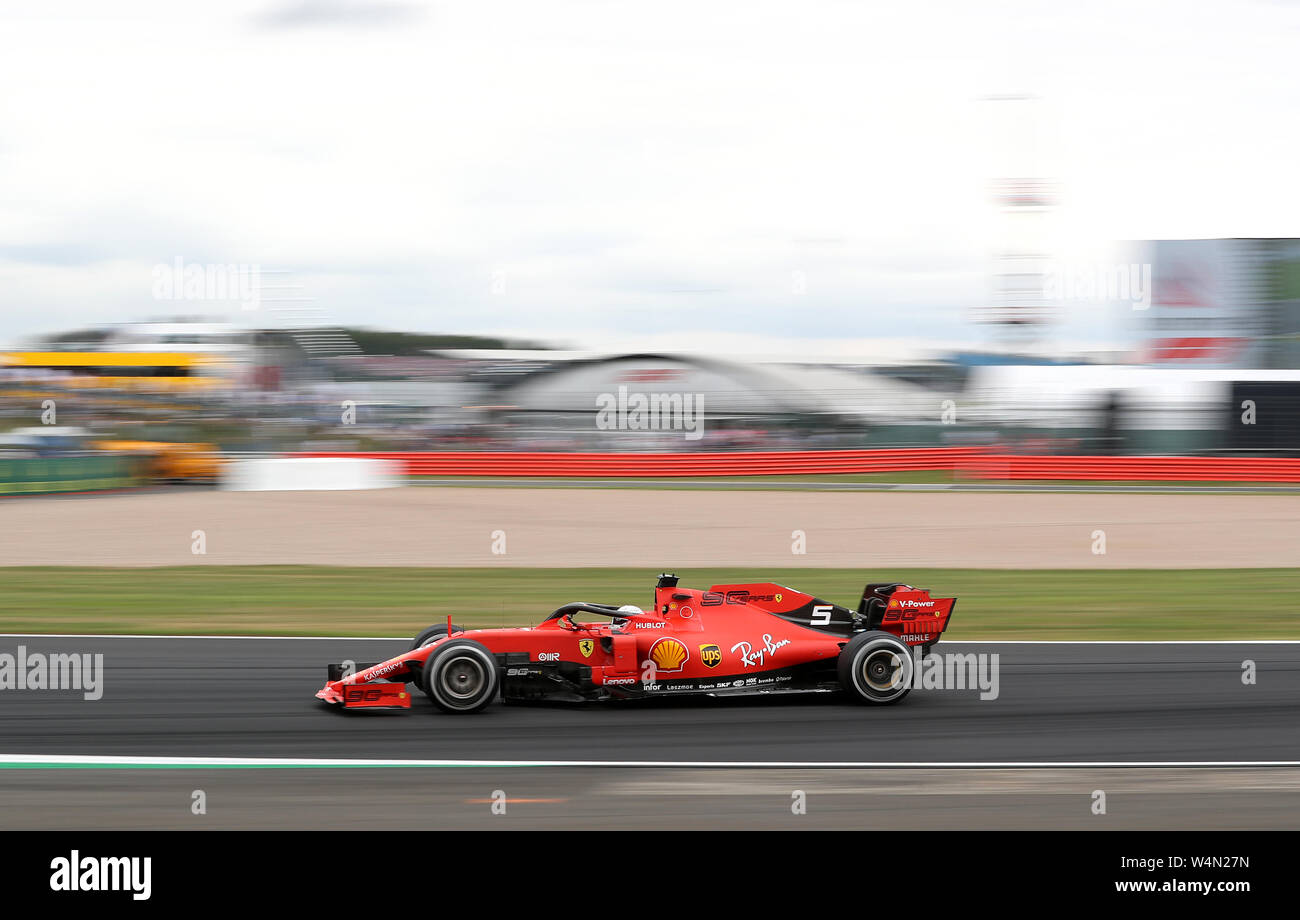 Ferrari's Sebastian Vettel während des Grand Prix von Großbritannien in Silverstone, Towcester. DRÜCKEN SIE VERBANDSFOTO. Bilddatum: Sonntag, 14. Juli 2019. Siehe PA Story AUTO British. Bildnachweis sollte lauten: David Davies/PA Wire. Stockfoto