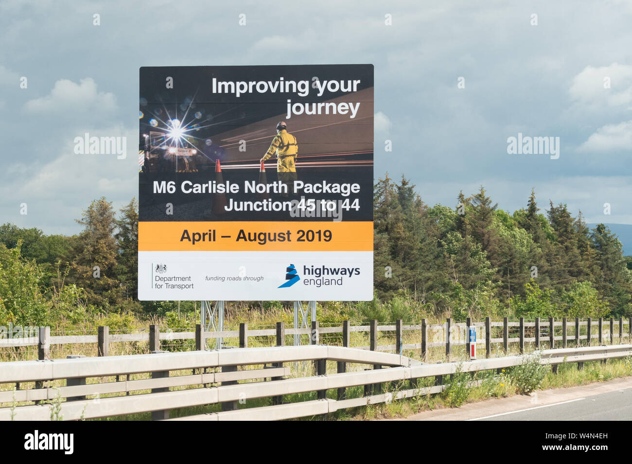 M6 Carlisle North Paket Ausfahrt 45 bis 44 Zeichen 2019, England, Großbritannien Stockfoto