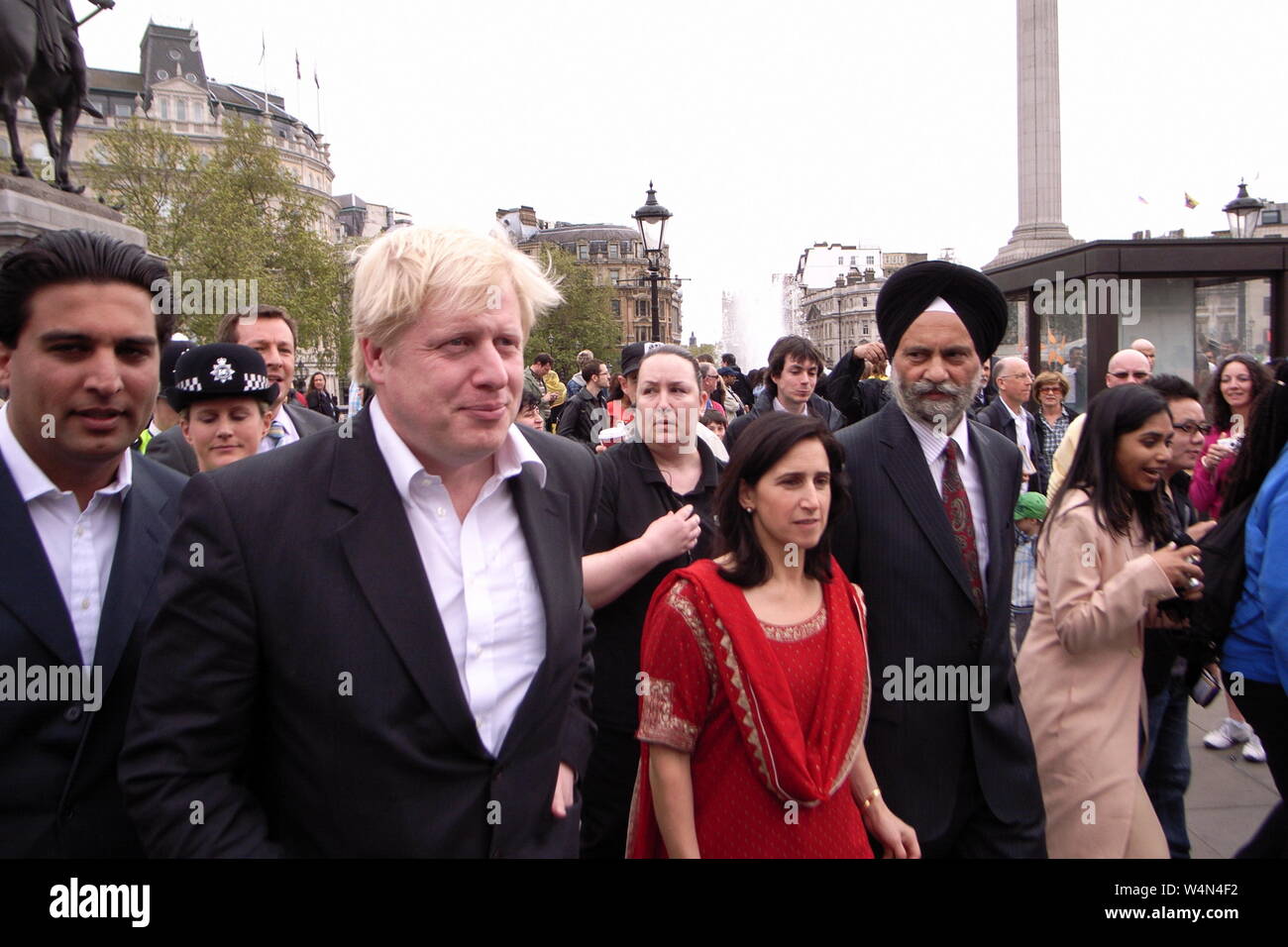 Bürgermeister von London, Boris Johnson bei 2008 Sikh Vaisakhi New Year Festival, Trafalgar Square, London, UK. Stockfoto