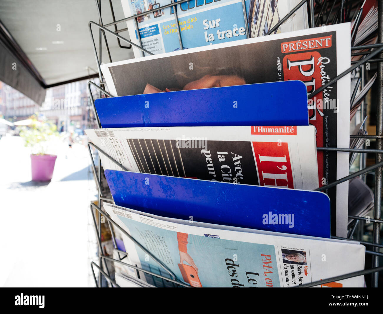 Paris, Frankreich - May 24, 2019: Abdeckung der internationalen Zeitung nach Boris Johnson neue konservative Führer, Premierminister des Vereinigten Königreichs gewählt worden Stockfoto