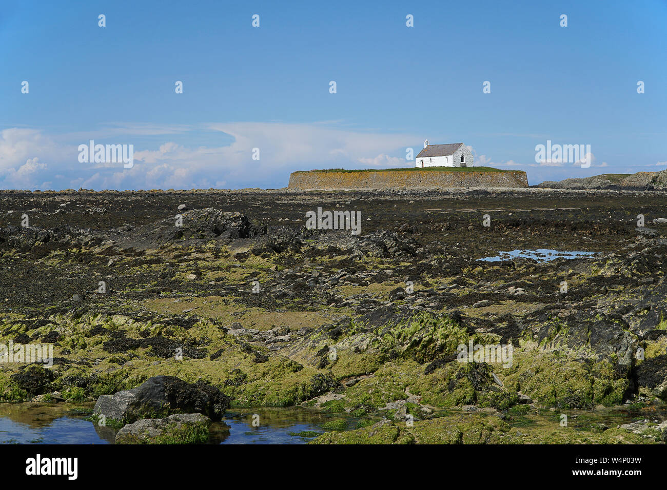 St Cwyfan Kirche, Aberffraw, Anglesey, Wales, Großbritannien Stockfoto