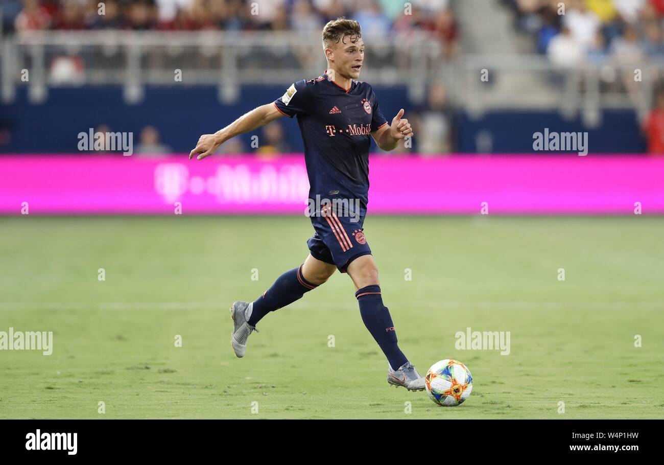 Kansas City, USA. 24. Juli 2019. firo: 23.07.2019 Fuvuball, Fußball: 1. Bundesliga, Saison 2019/2020 AC Mailand, Test, Test, Freundschaftsspiel, gegen den FC Bayern München München, Audi Sommer Tour USA, Internationale Champions Cup 0:1 FCB Joshua Kimmich, Single Action | Verwendung der weltweiten Kredit: dpa/Alamy leben Nachrichten Stockfoto