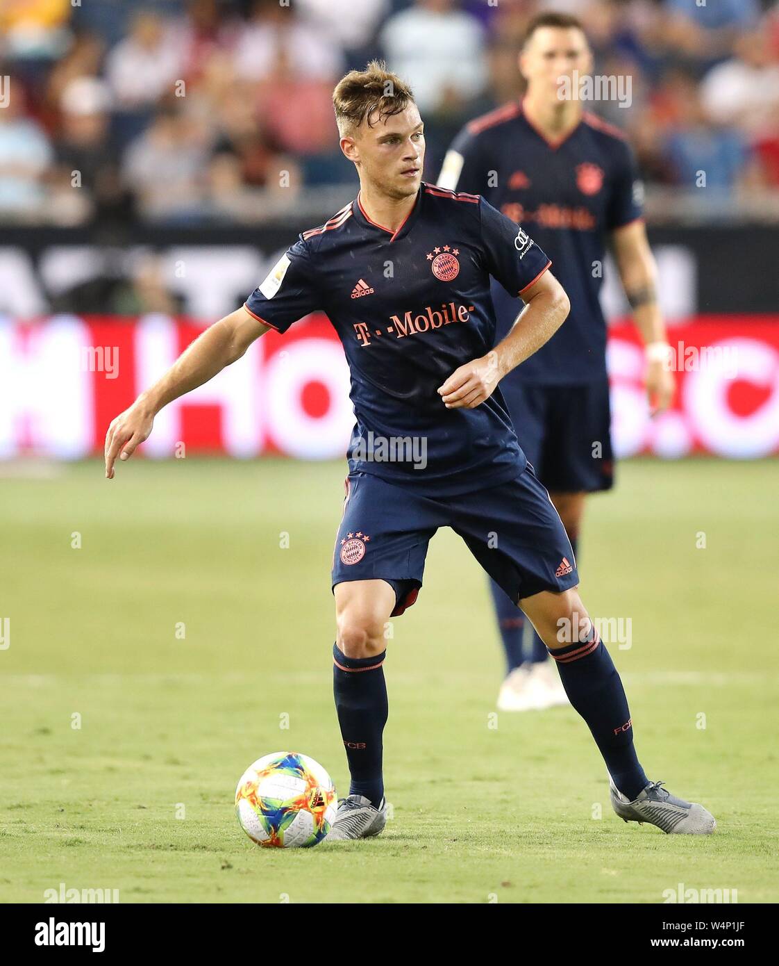 Kansas City, USA. 24. Juli 2019. firo: 23.07.2019 Fuvuball, Fußball: 1. Bundesliga, Saison 2019/2020 AC Mailand, Test, Test, Freundschaftsspiel, gegen den FC Bayern München München, Audi Sommer Tour USA, Internationale Champions Cup 0:1 FCB Joshua Kimmich, Single Action | Verwendung der weltweiten Kredit: dpa/Alamy leben Nachrichten Stockfoto