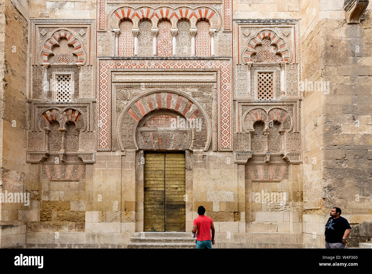 Tür des Geistes Santo auf der westlichen Fassade der Moschee von Córdoba von al-HAKAM II. Stockfoto