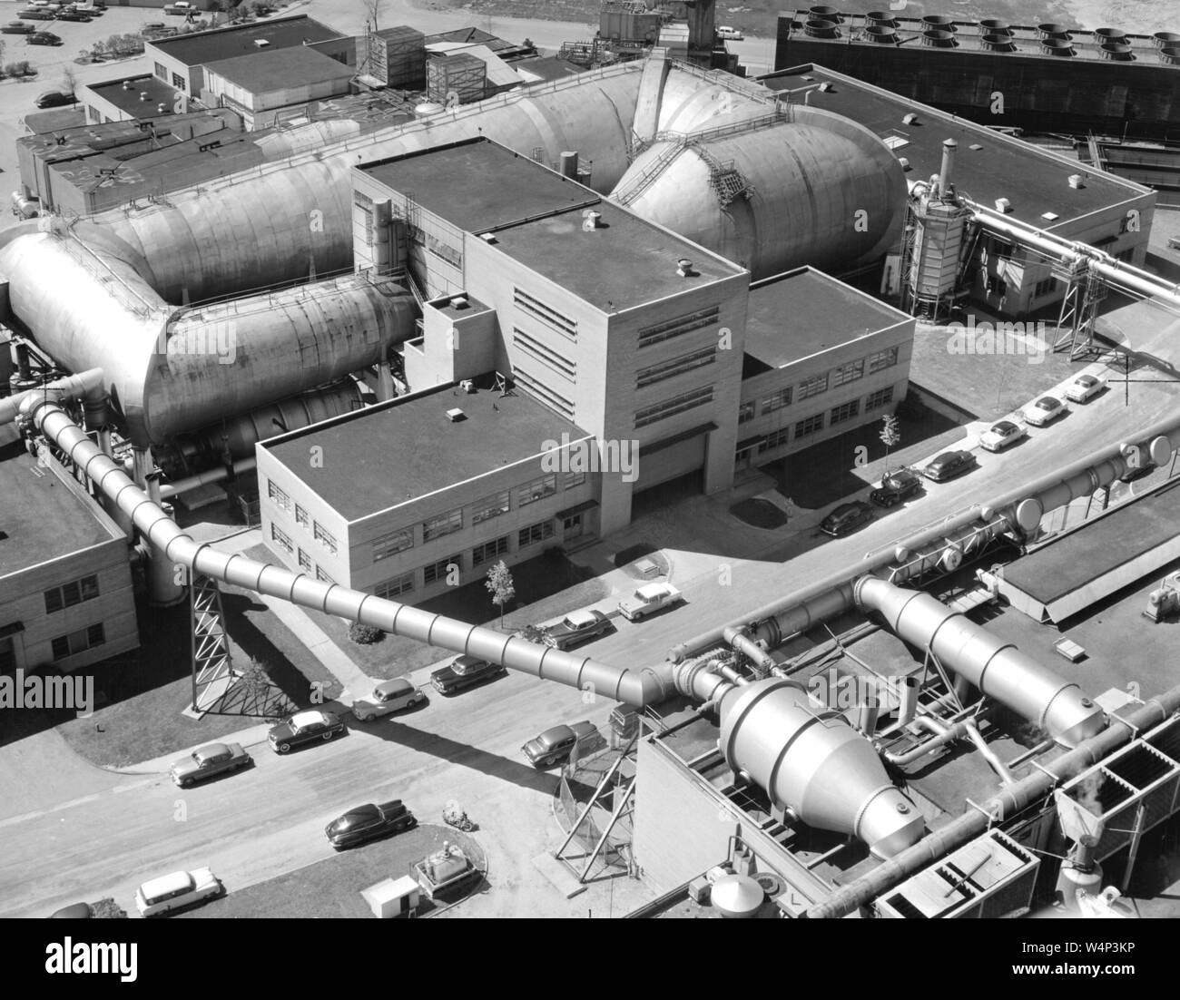 Luftaufnahme der Höhe Wind Tunnel der Tunnel und ihrer Verbindungen, John Glenn Research Center bei Lewis Field, Cleveland, Ohio, 1955. Mit freundlicher Genehmigung der Nationalen Luft- und Raumfahrtbehörde (NASA). () Stockfoto