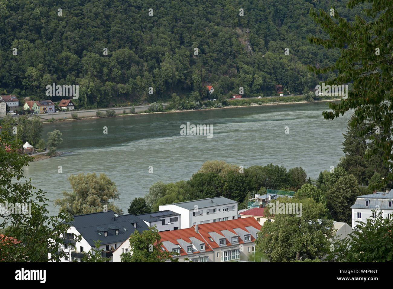 Dreiflüsseeck (drei Flüsse Ecke), an der Kreuzung von Ilz, Donau und Inn, Passau, Niederbayern, Deutschland Stockfoto