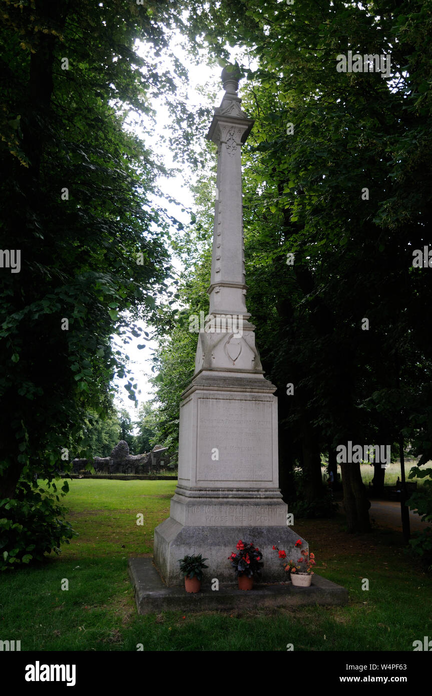 Martyrs Memorial, Bury St. Edmunds, Suffolk. Diese wurde errichtet mit öffentlichen Abonnements, zu 17 evangelischen Märtyrer, die für Ihre getötet wurden, erinnern Sie sich Stockfoto