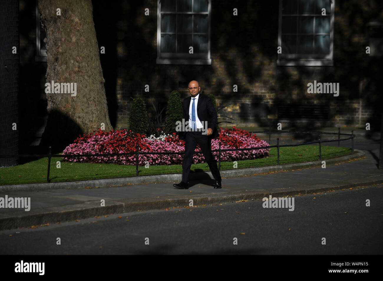 London, Großbritannien. 24. Juli, 2019. Großbritannien neu ernannten Schatzkanzler Sajid Javid kommt an 10 Downing Street, in London, Großbritannien, am 24. Juli 2019. Großbritanniens neuer Premierminister Boris Johnson nannte den ersten seiner neuen vorderen Sitzbank Minister auf Mittwoch Nacht. (Foto von Alberto Pezzali/Xinhua) Quelle: Xinhua/Alamy leben Nachrichten Stockfoto