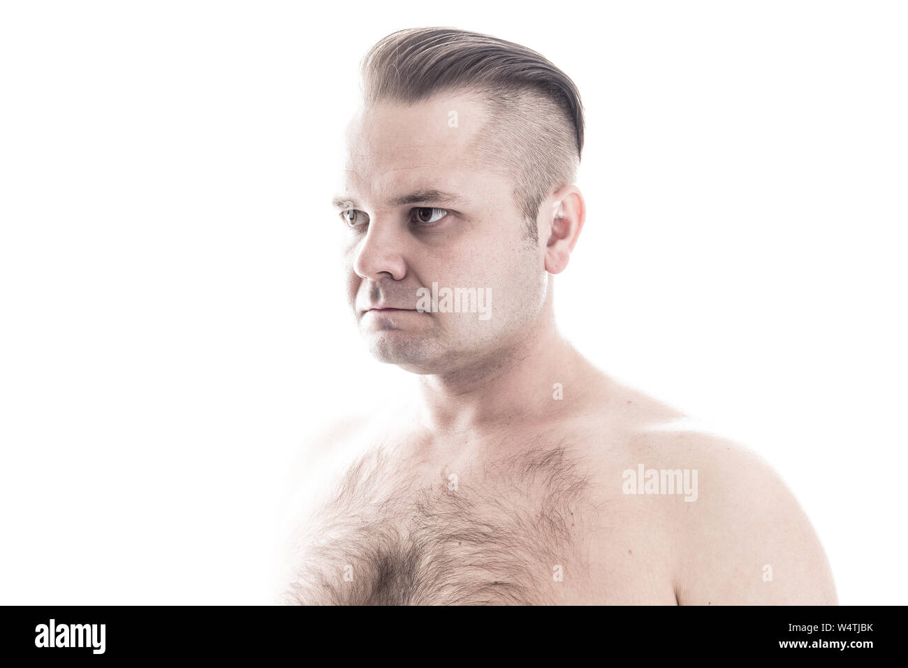 Mann mit behaarte Brust auf weißem Hintergrund Stockfoto