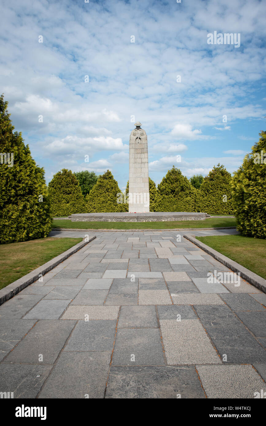 4900. Sint Juliaan. Canadese Gedenkplaats 1 ste Wereldoorlog. Foto: Gerrit De Heus. Belgien. Saint Julian. Kanadische War Memorial. Ersten Weltkrieg. Stockfoto