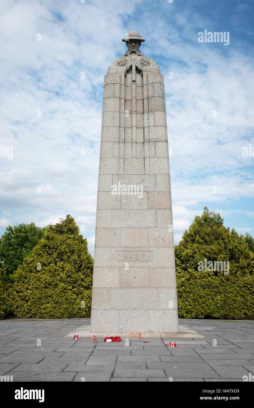 4900. Sint Juliaan. Canadese Gedenkplaats 1 ste Wereldoorlog. Foto: Gerrit De Heus. Belgien. Saint Julian. Kanadische War Memorial. Ersten Weltkrieg. Stockfoto