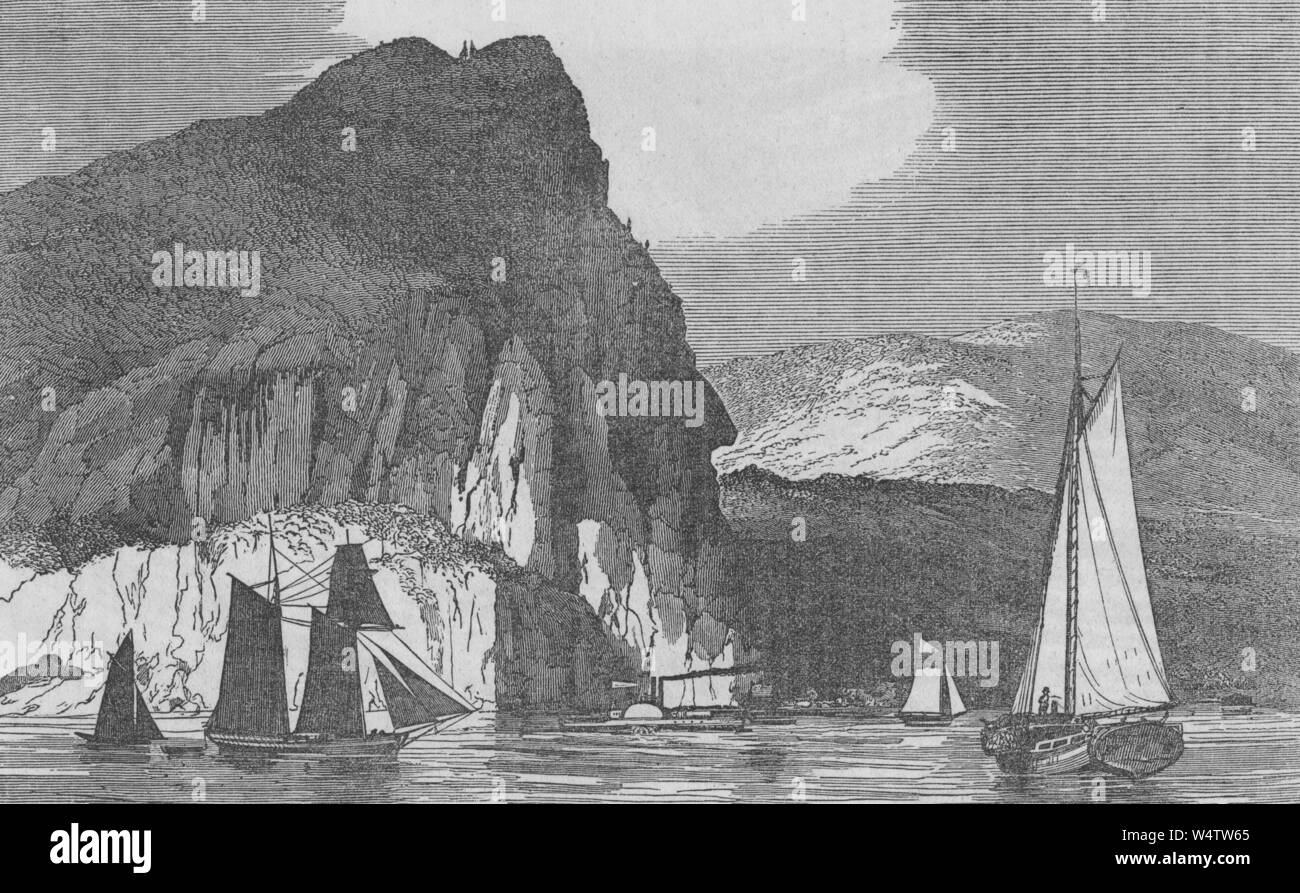 Gravur der Segelboote unter Anthony's Nase, die Spitze entlang des Hudson River im Norden von Westchester County, New York, 1775. () Stockfoto