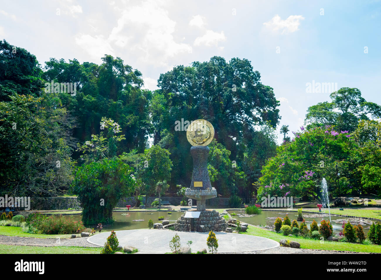Bogor, Indonesien - September 6, 2018: Blick auf den Garten in Bogor Botanical Gardens, in Bogor, Indonesien. Stockfoto