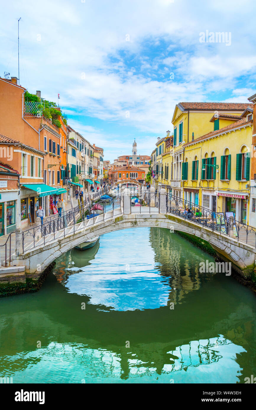 Venedig, Italien, 14. MAI 2019: malerischen Blick auf die venezianischen Kanal Stockfoto