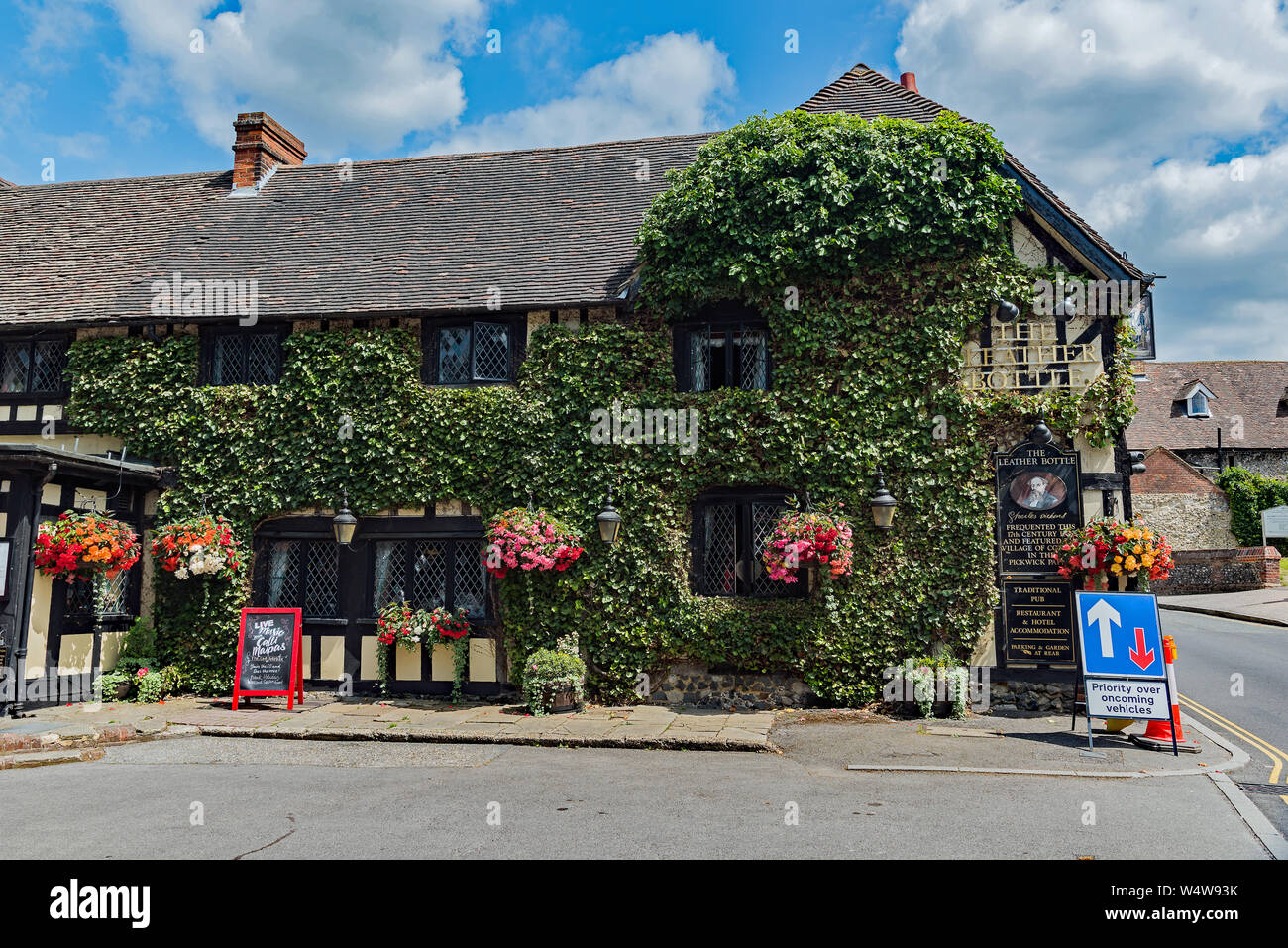 Blick auf das Leder Flasche Pub in Cobham, Großbritannien. Stockfoto