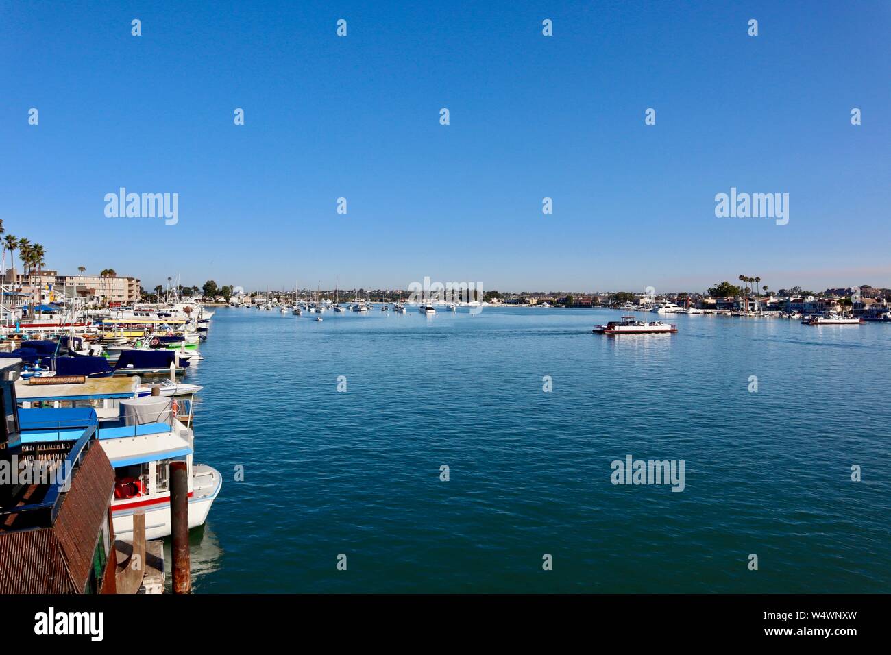 Balboa Island Fähre Transportieren von Personen Stockfoto