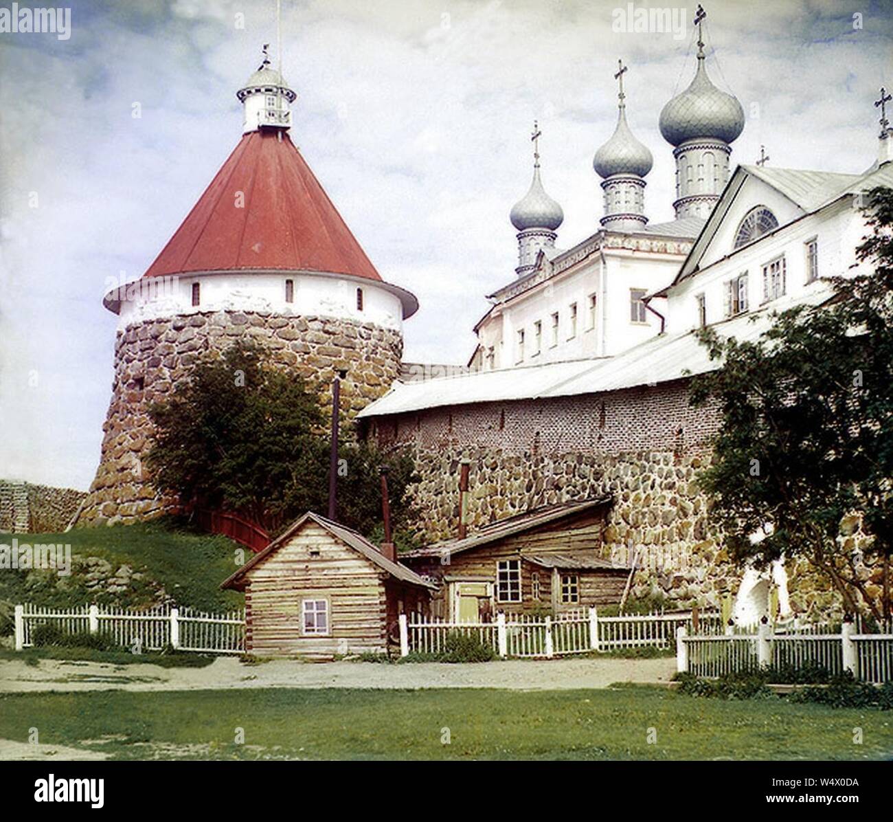 Eckturm des Trinity Cathedral in De - Prokudin-Gorsky Solovetsky Kloster (20348). Stockfoto