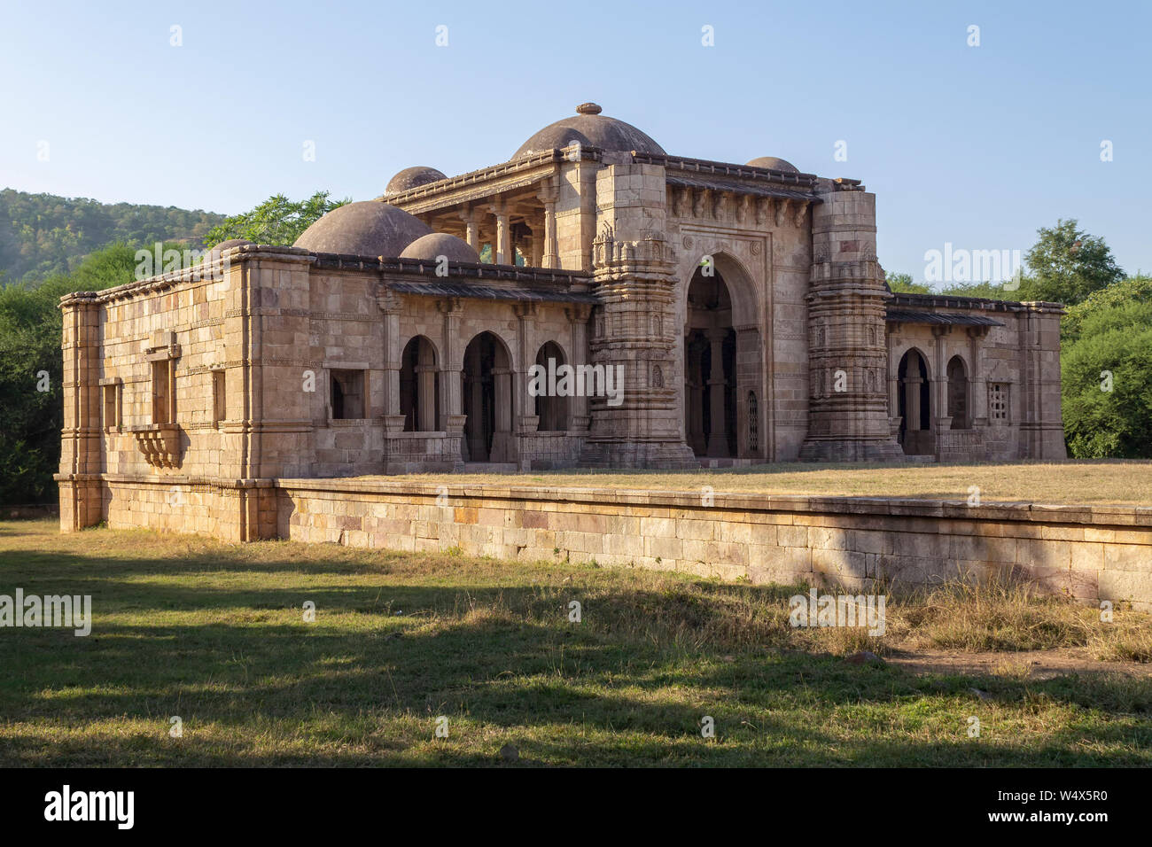 Champaner , Pavagadh , Gujarat , Indien-07. Dezember 2014-A Blick auf Nagina Masjid Stockfoto