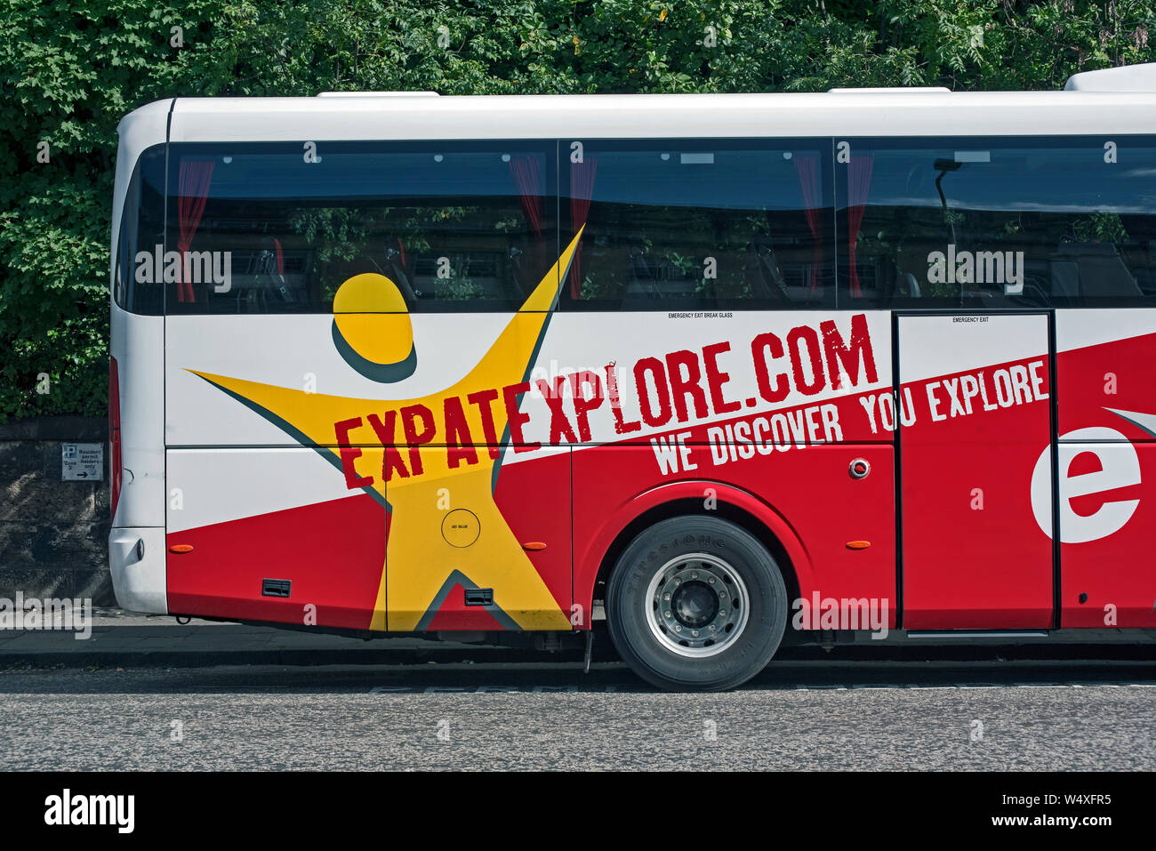 Eine Expatexplore tour bus in Edinburgh, Schottland, Großbritannien geparkt. Stockfoto