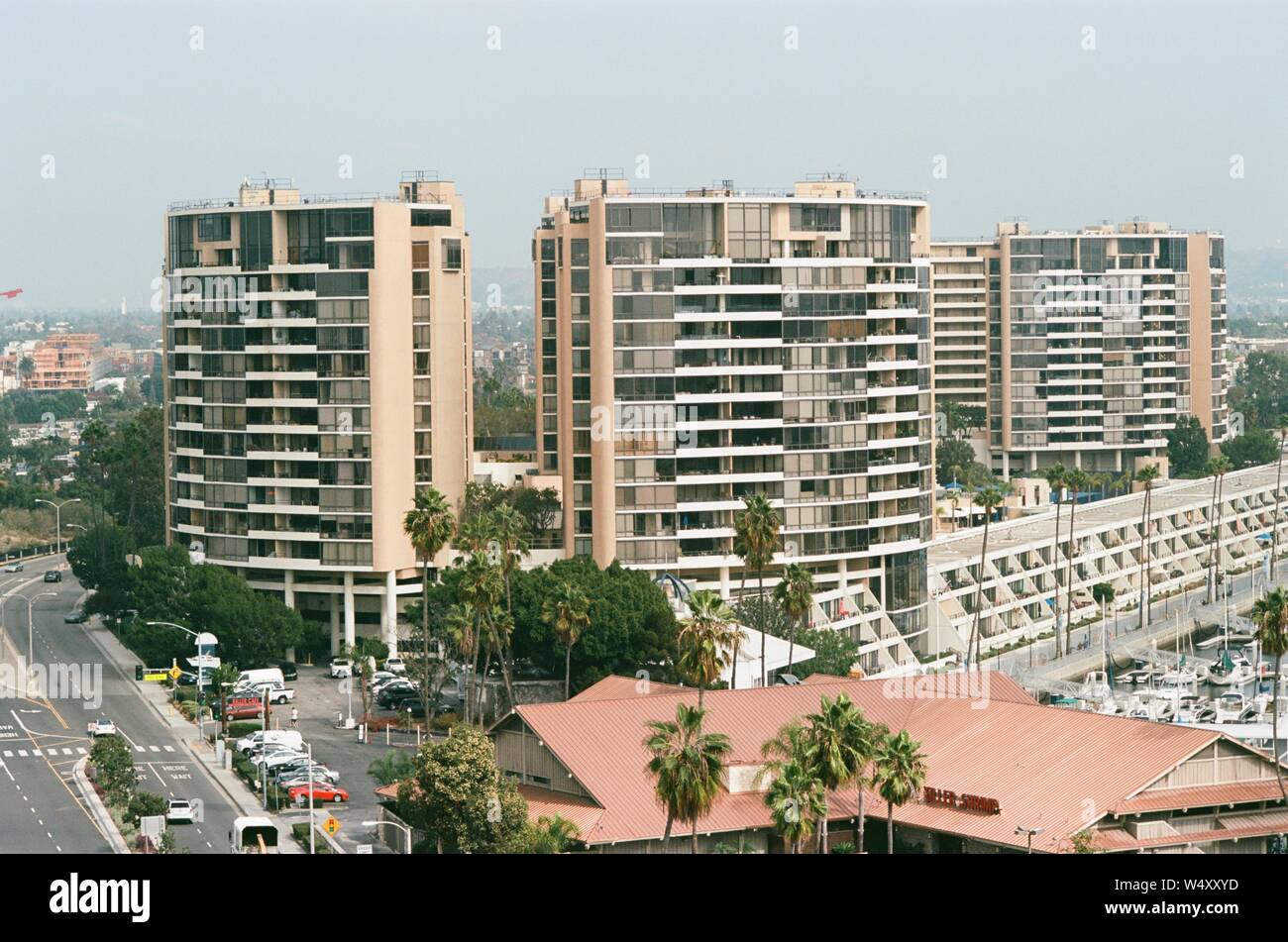 Gebäude der Marina City Club Kondominium, eine Ikone der Hafen von Marina Del Rey, Los Angeles, Kalifornien, 23. Oktober 2018. () Stockfoto