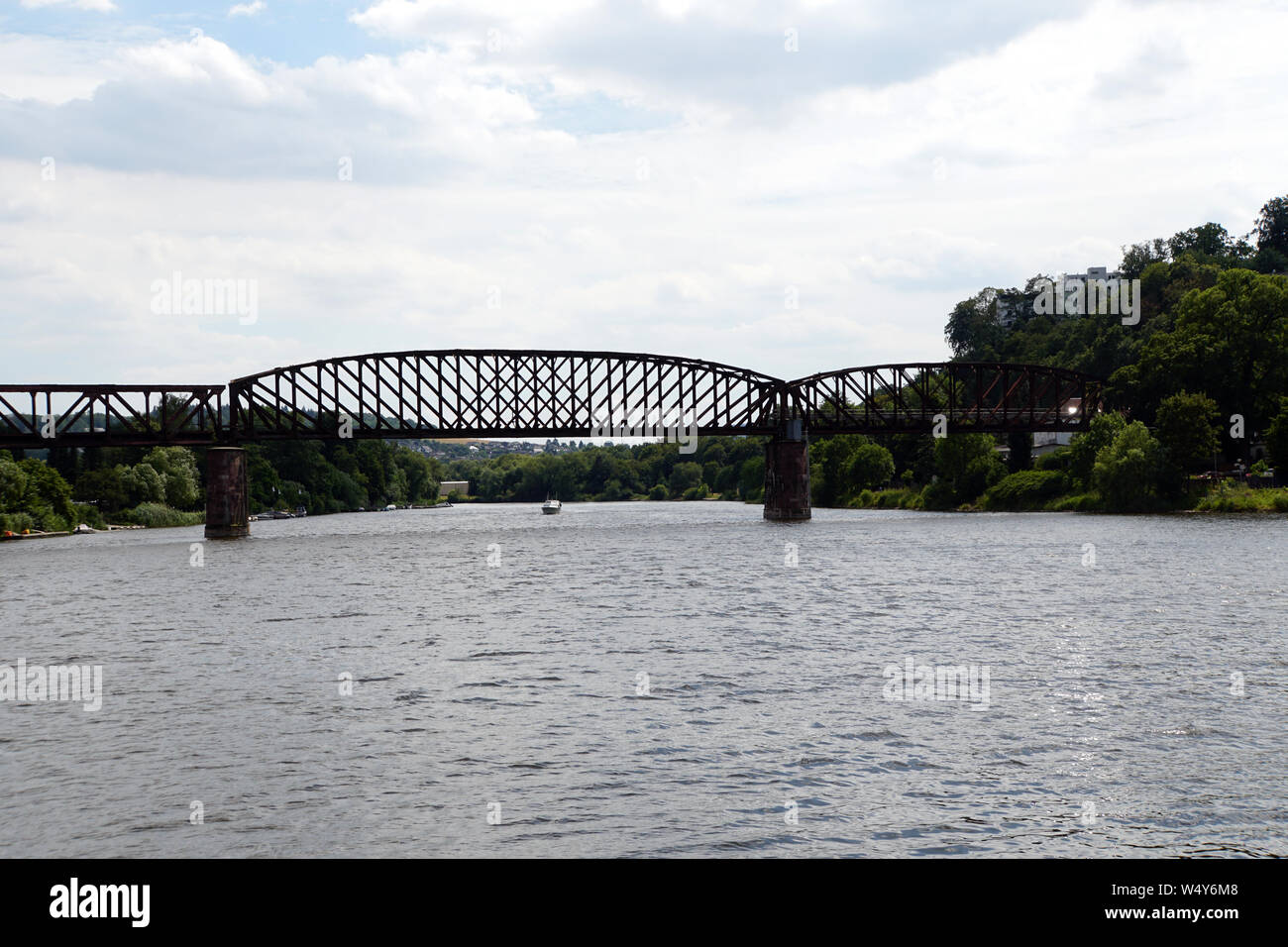 Weserbrücke, ehemalige Eisenbahnbrücke, Hameln, Niedersachsen, Deutschland Stockfoto