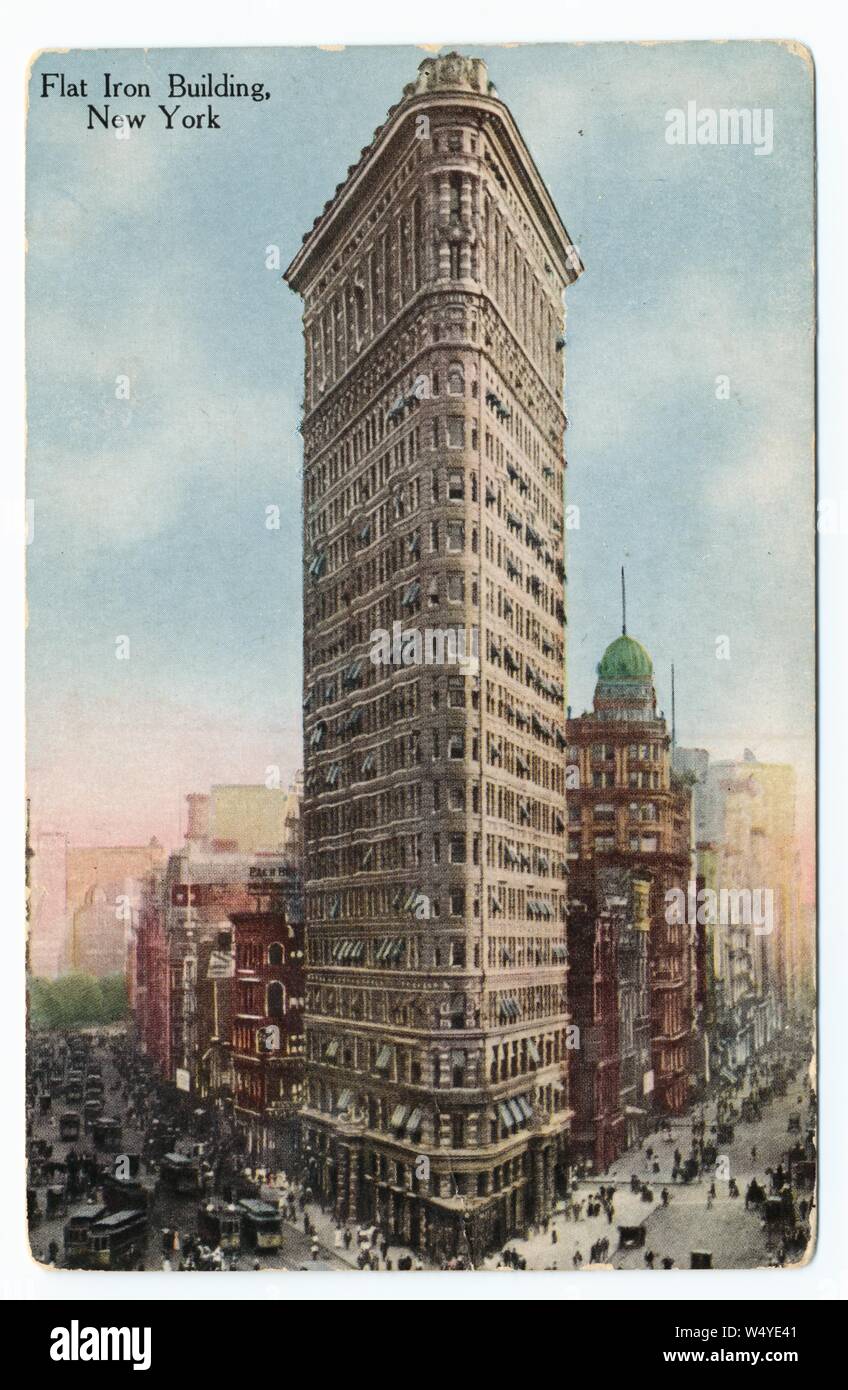 Postkarte des Flatiron Building bei 175 Fifth Avenue in New York City, New York, graviert, von Erfolg Post Card Co, 1912 veröffentlicht. Von der New York Public Library. () Stockfoto