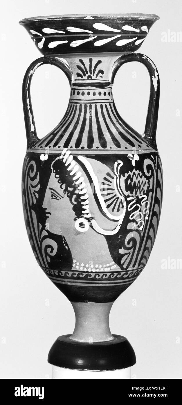 Apulische Amphora zugeschrieben, Stoke-on-Trent Maler, Apulien, Süditalien, Europa, etwa 330 v. Chr., Terrakotta, 34,3 × 14 cm (13 1/2 x 5 1/2 in. Stockfoto