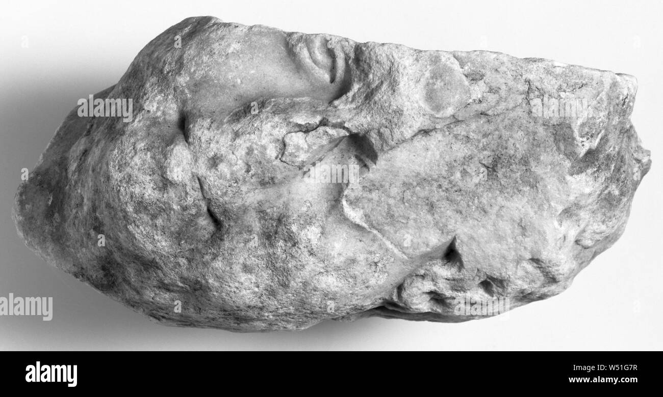 Römische Portrait Kopf Fragment, Unbekannt, 2.Jahrhundert, Stein, 10,5 cm (4 1/8 in. Stockfoto