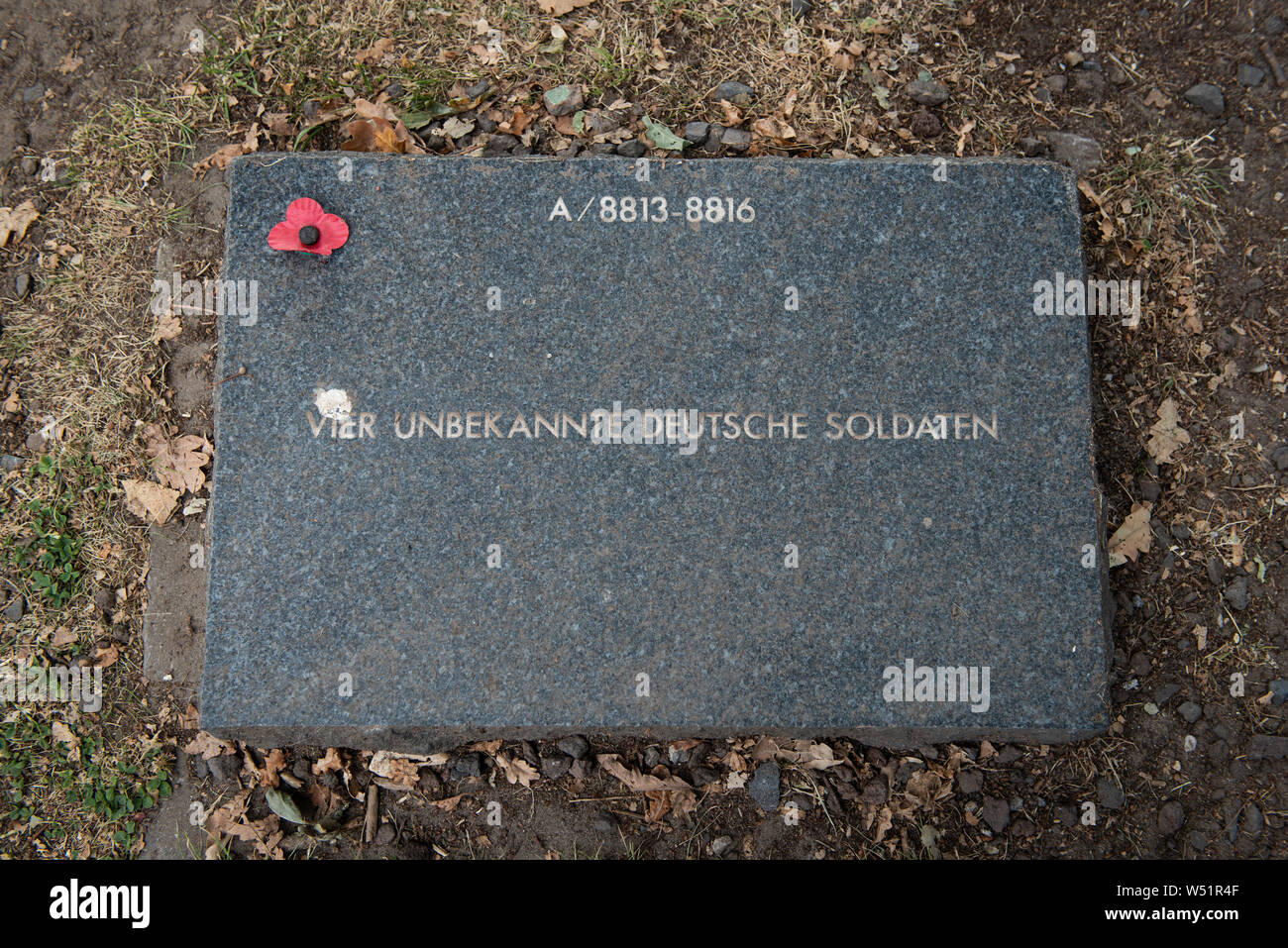 4900. Langemark (bij Ieper). Duitse Militaire Begraafplaats. Foto: Gerrit De Heus. Belgien. Langemark. Deutscher Soldatenfriedhof. Foto: Gerrit De Heus Stockfoto