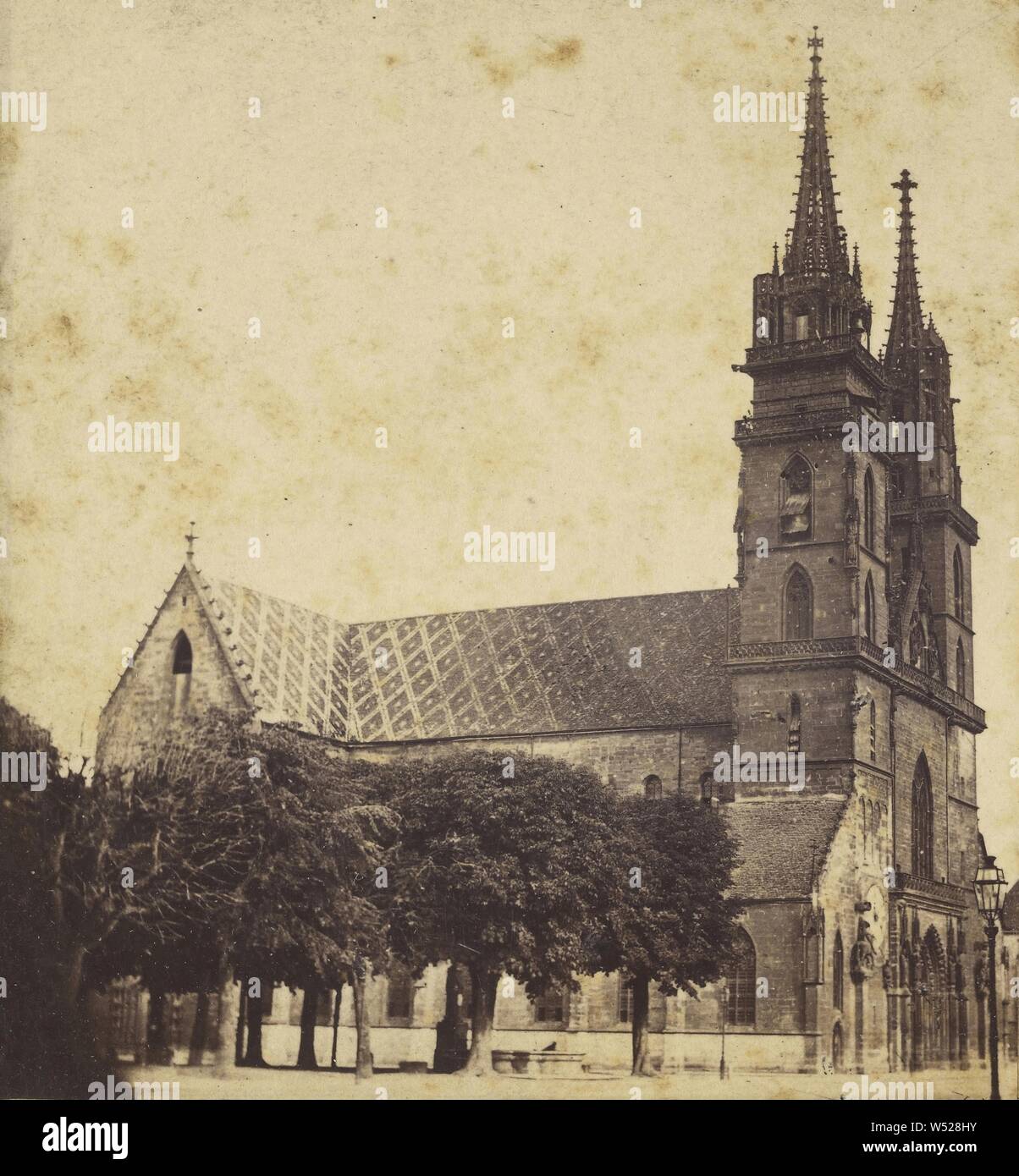 Blick auf die Kirche in Basel, Schweiz, Jakob Höflinger (Schweizer, 1819-1898), 1870, Eiweiß silber Drucken Stockfoto
