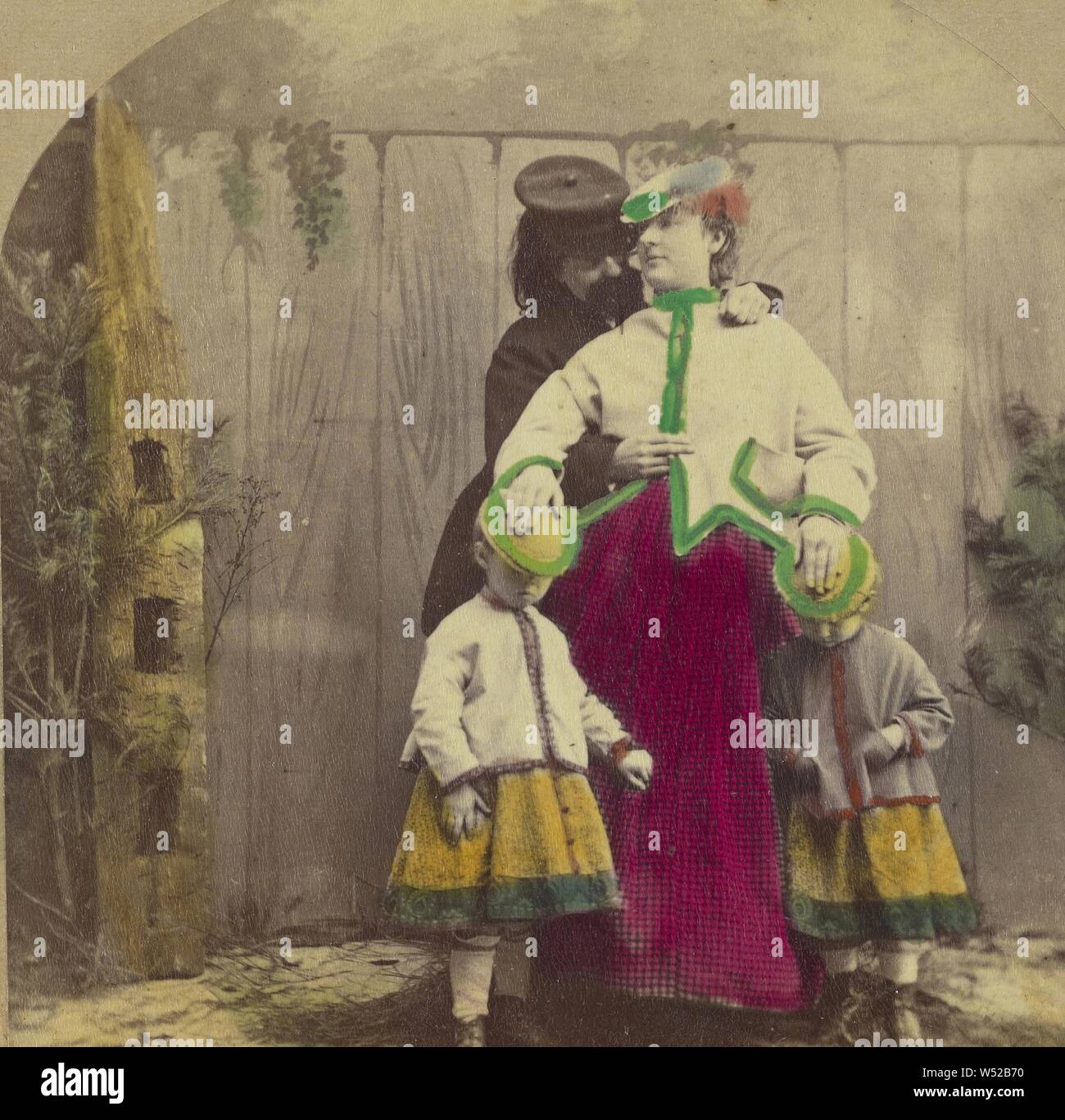 Vorsorge. Hübsche Krankenschwester Zimmermädchen. Liebe mich, Kinder. warum nicht sie ihre Hüte auf dem Kopf halten, so..., die London Stereoscopic Company (1854-1890), 1860, handkoloriert Eiweiß silber Drucken Stockfoto