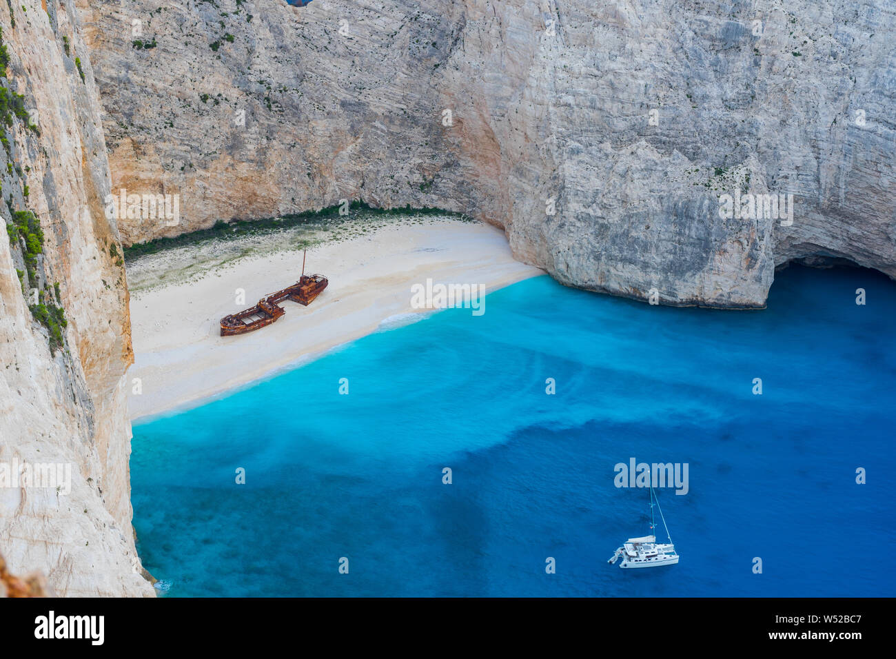 Griechenland, Zakynthos, Shipwreck Beach ausblenden berühmte Schmuggler Schiffswrack in Paradise Bay Stockfoto