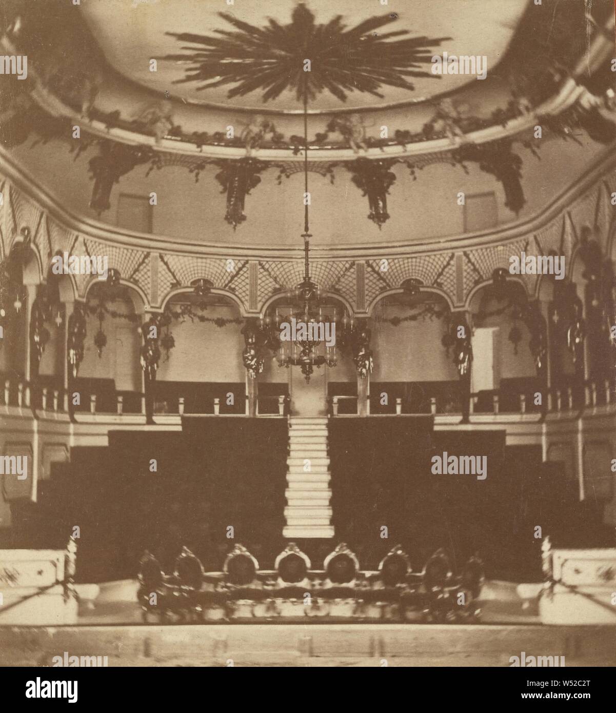 Potsdam. Neues Palais. Das Theater., Senior Moser (Deutsch, aktive Berlin, Deutschland 1860), 1860s, Eiklar silber Drucken Stockfoto