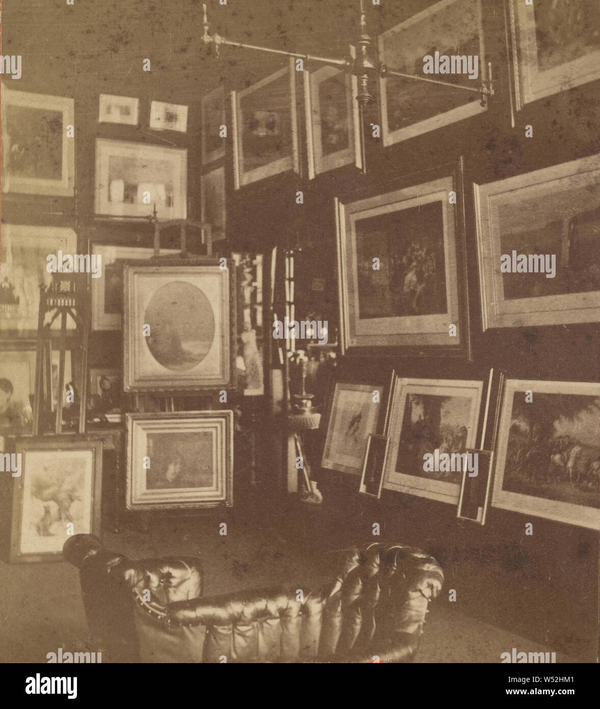 Blick auf eine der drei Zimmer Bilder bei Gill's Art Store gewidmet, und vor allem die Gravuren angezeigt., Unbekannten, amerikanischen, ungefähr 1875, Eiweiß silber Drucken Stockfoto