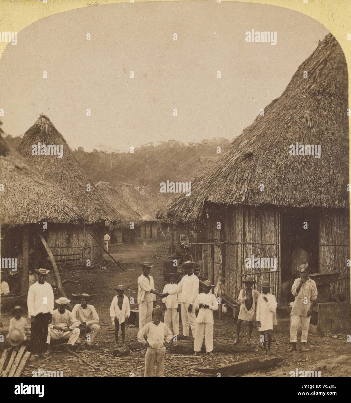 Native Dorf Hütten mit Eingeborenen, Darien Expedition, zurückzuführen auf Timothy H. O'Sullivan (American, um 1840-1882), 1870, Eiweiß silber Drucken Stockfoto