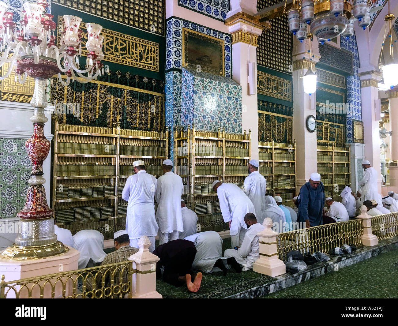 MEDINA, Saudi-arabien - 24. Juni 2019: Das Grab des Islamischen Propheten Mohammed und frühen muslimischen Führern, Abu Bakar und Umar am 24. Juni 2019 in Madina Stockfoto