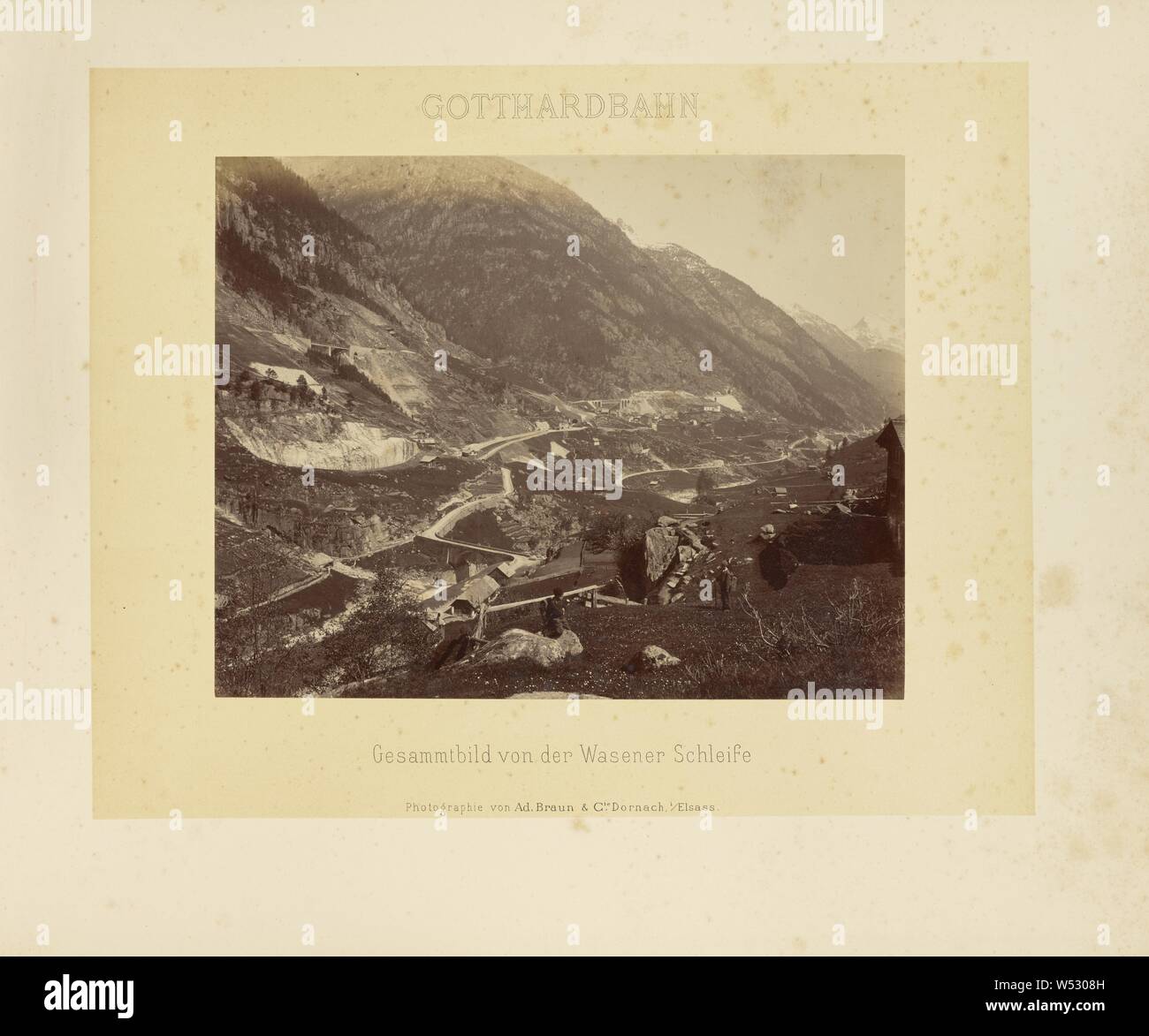 Gotthardbahn: gesammtbild von der Wasener Schleife, Adolphe Braun & Cie (Französisch, 1876 - 1889), Dornach, Frankreich, um 1875 - 1882, Eiweiß Silber drucken, 21,8 × 27,6 cm (8 9/16 x 10 7/8 in Stockfoto