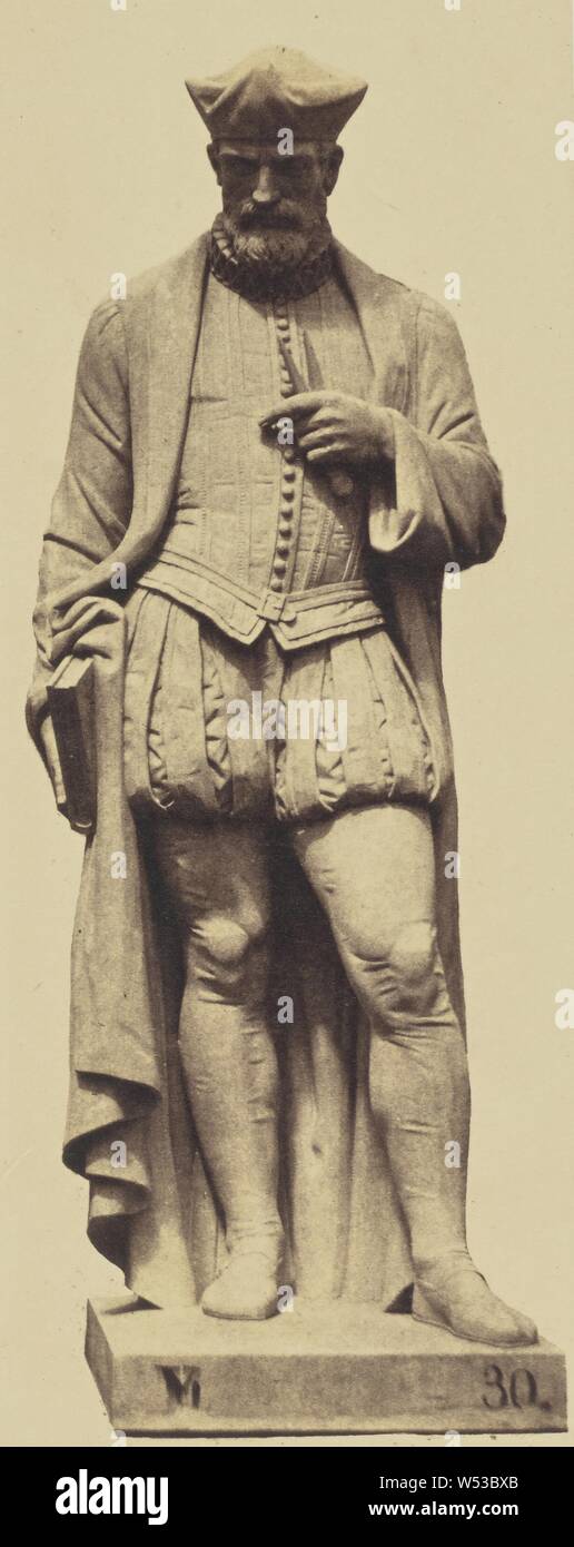 Delorme, Statue von Jean Pierre Dantan, Dekoration des Louvre, Paris, Édouard Baldus (Französisch, geboren in Deutschland, 1813-1889), Paris, Frankreich, 1852 - 1857, gesalzen Papier drucken, 17,6 × 7 cm (6 15/16 x 2 3/4 Zoll Stockfoto