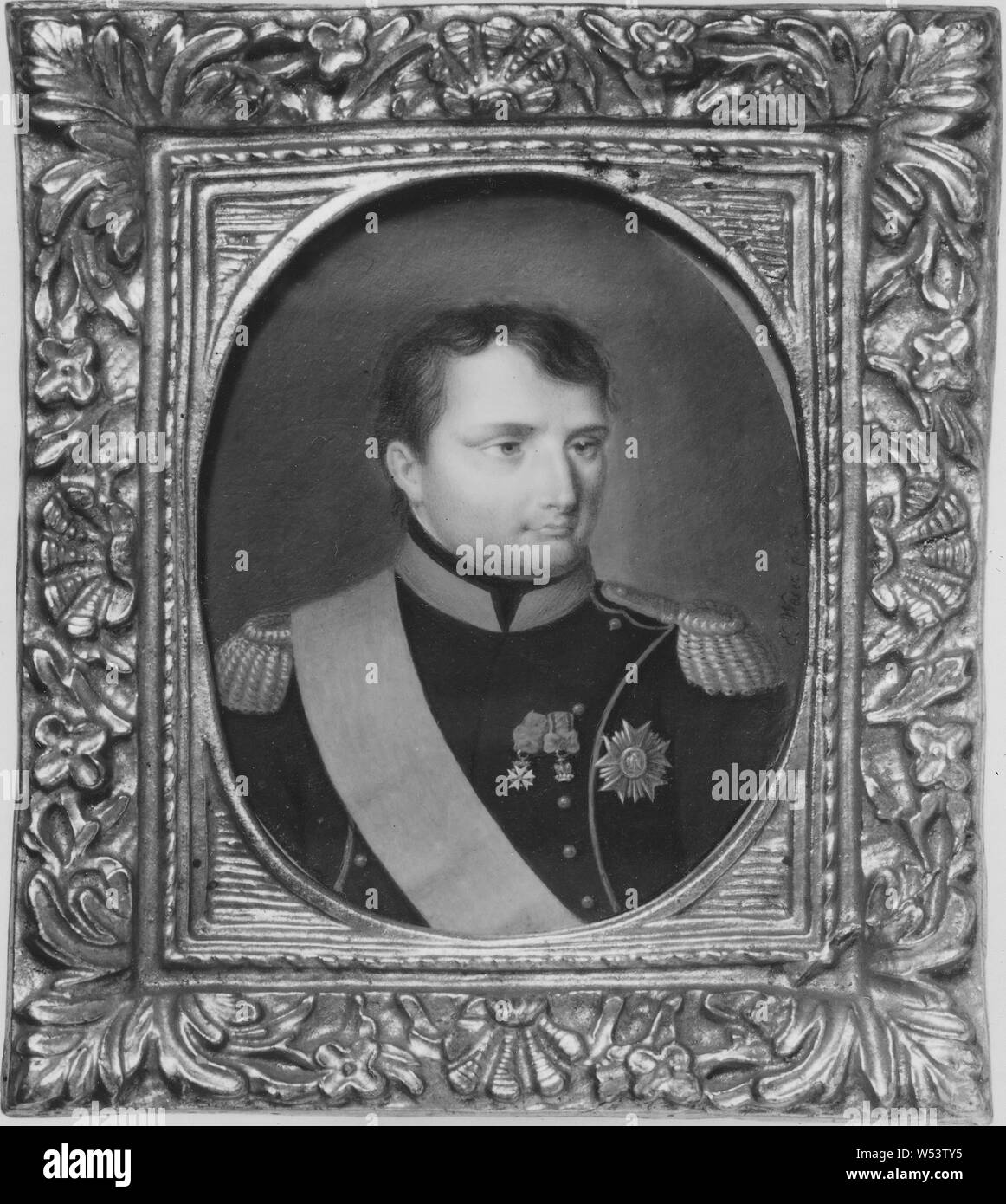 Ernst Weser, Napoleon I., Napoleon Bonaparte (1769-1821), Kaiser von Frankreich, verheiratet mit 1. Josefina Tascher de La Pagerie, 2. Maria Lovisa Österreichs, Malerei, Portrait, Napoleon, Aquarell und Gouache auf Elfenbein, Höhe, 6,7 cm (2,6 Zoll), Breite, 5,2 cm (2 Zoll), Beschriftung, 4714 Napoleon, 3 Dukaten, a tergo, Signiert E. Weser pinx Stockfoto