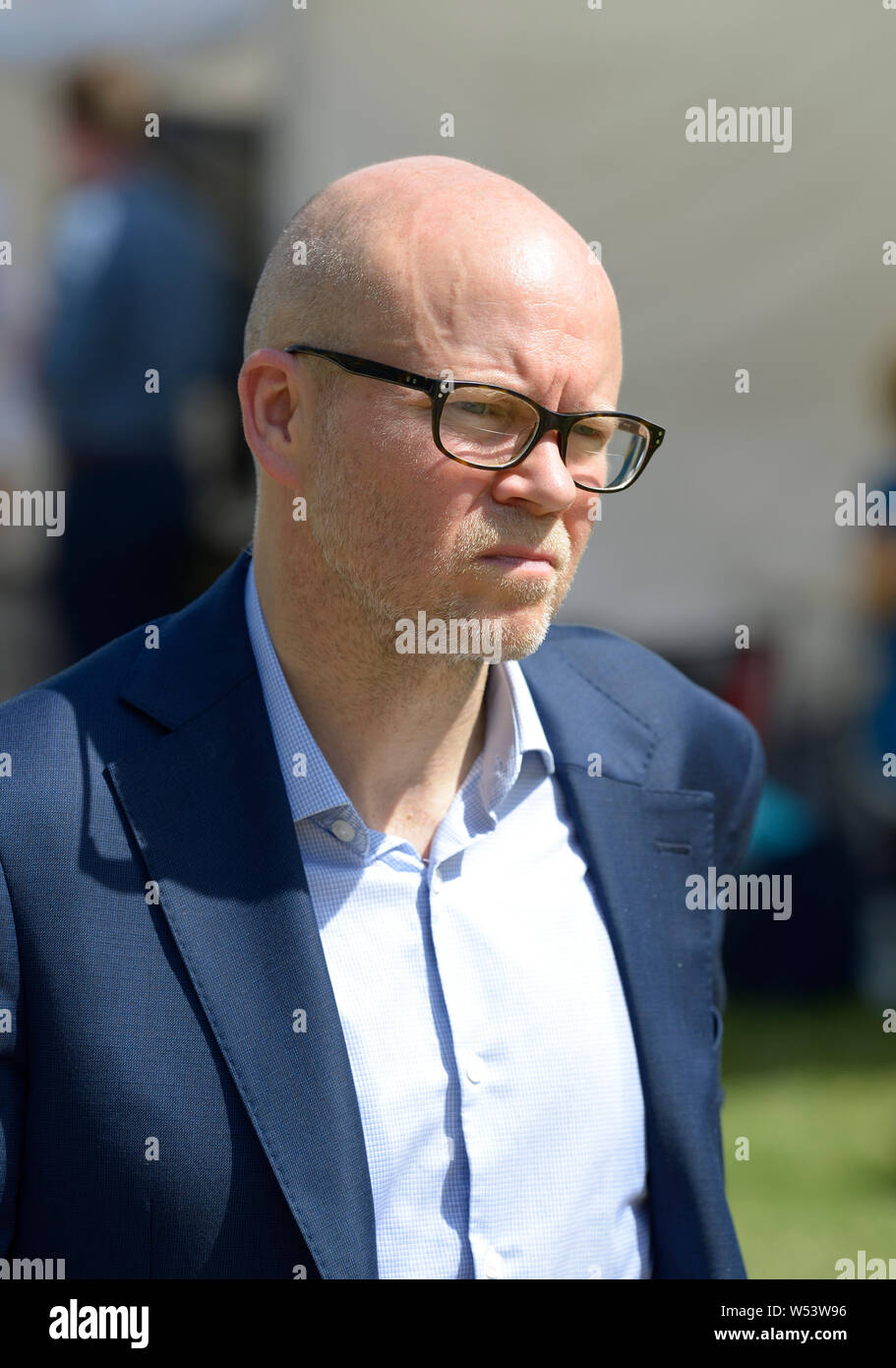 Toby Young-Journalist, London Associate Editor bei Quillette - am College Green, Westminster, 24. Juli 2019 Stockfoto