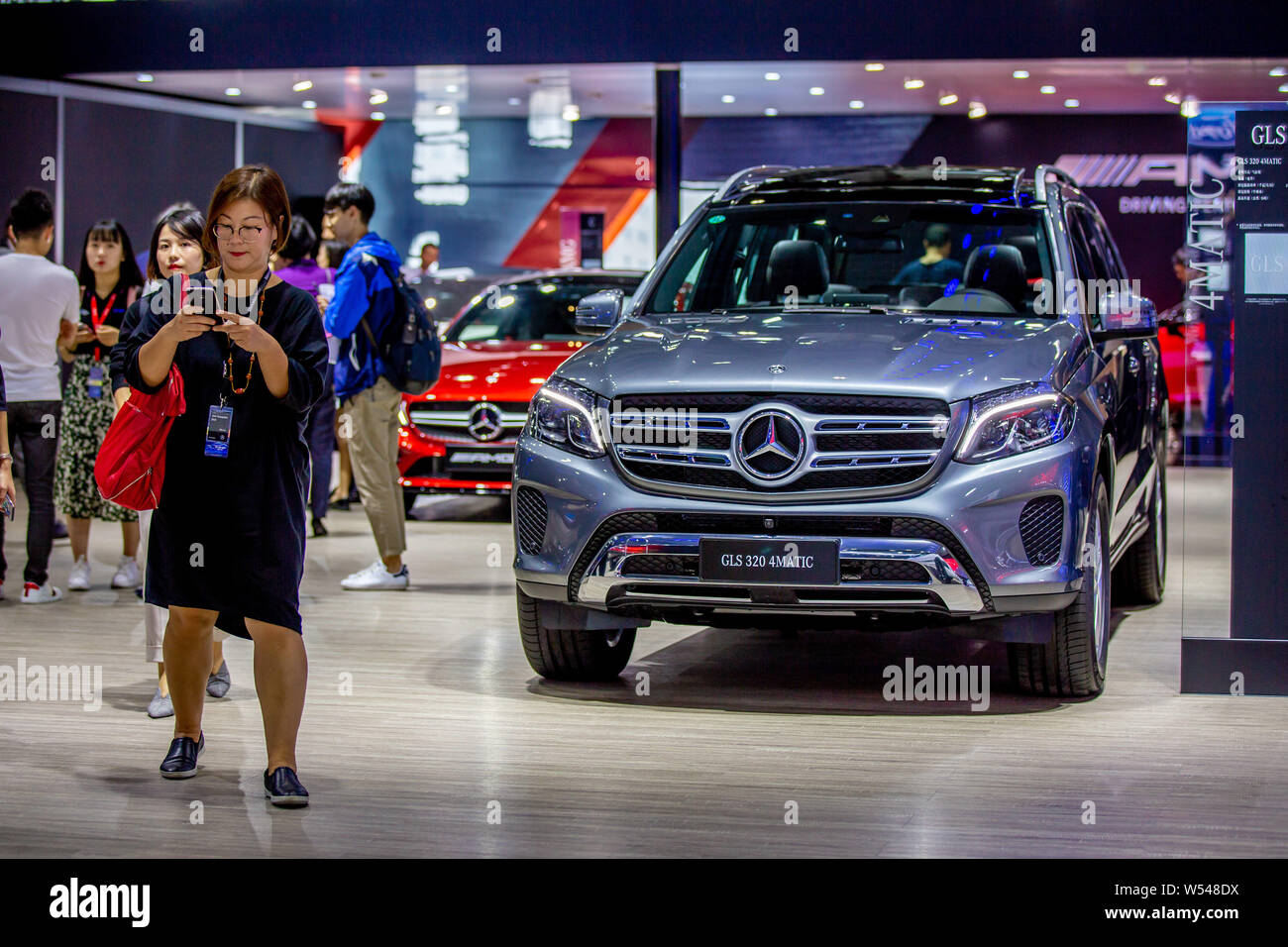 ---- Eine GLS320 4MATIC-Wagen von Mercedes-Benz ist in der 16. China (Guangzhou) Internationale Automobil Ausstellung, auch als Au bekannt angezeigt Stockfoto