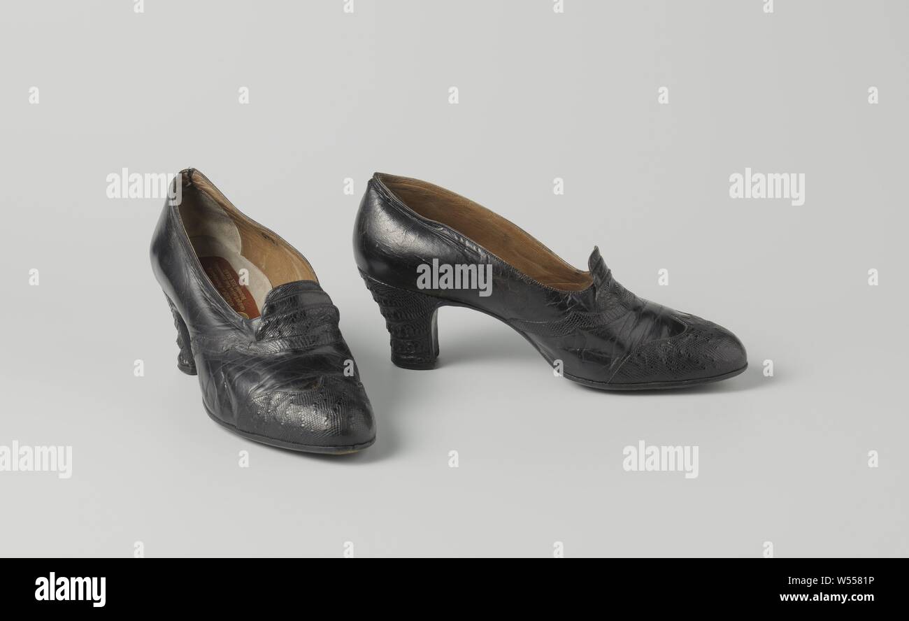 Gerade Klappe Stockfotos & Gerade Klappe Bilder Alamy Gerade Klappe Stockfotos & Gerade Klappe Bilder Alamy