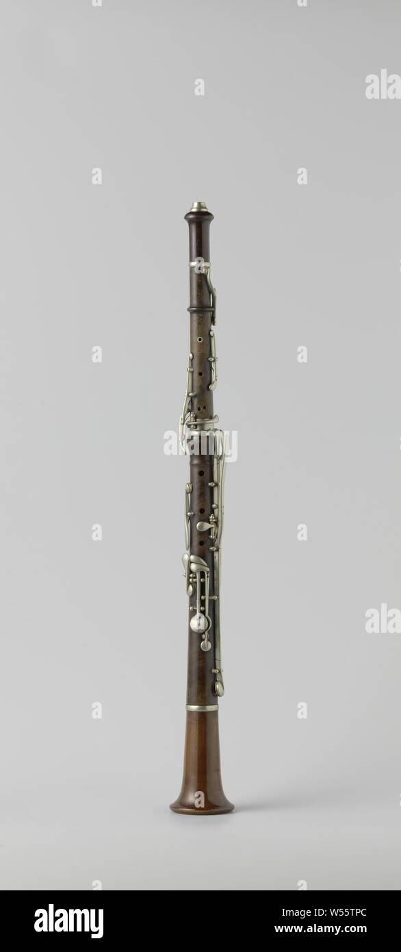 Oboe, Hobo der geflammten Ahorn Holz mit den Ventilen in Berlin Silber., anonyme, Paris, C. 1850, Ahorn (Holz), Neusilber, l 560 mm d 70 mm. Stockfoto