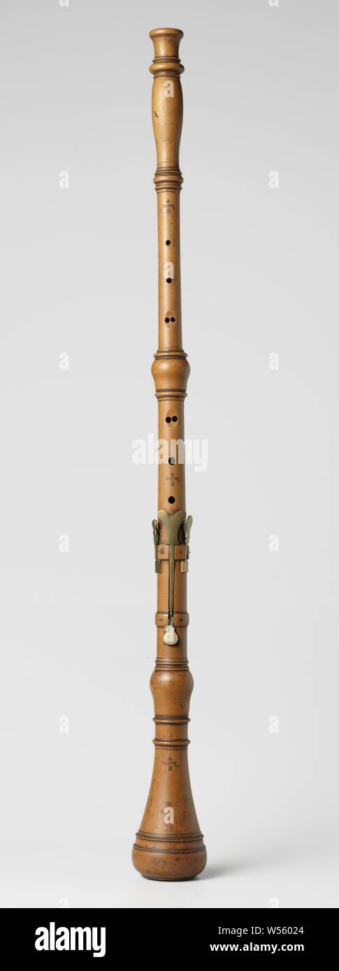 Tenor Oboe, Robert Wijne, Nijmegen, C. 1750, Buchsbaum (Hartholz), Messing (Legierung), l 832.6 mm d 100 mm Stockfoto