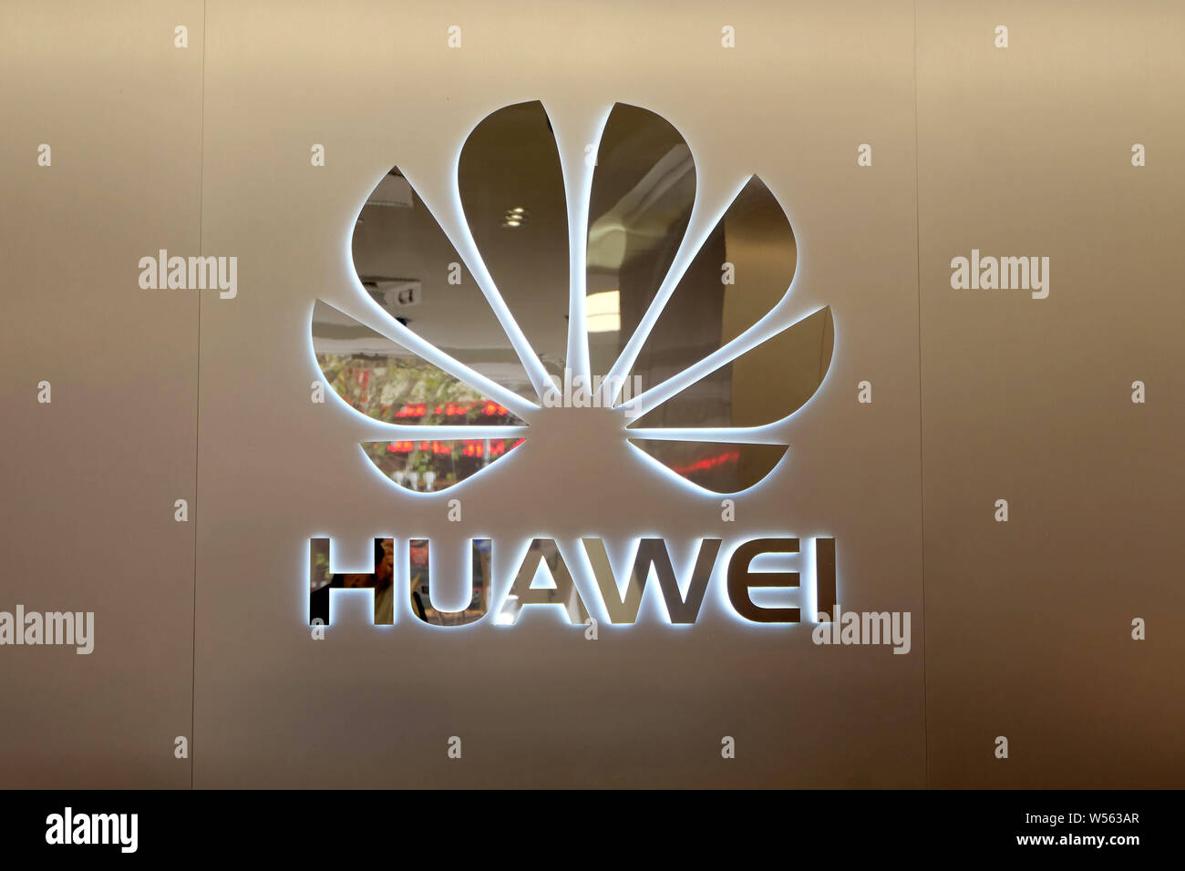 ---- Blick auf einen Speicher von Huawei in Shanghai, China, 15. Januar 2019. Telus Corp. bestätigte am Donnerstag, dass die Bereitstellung von der fünften Generation Stockfoto