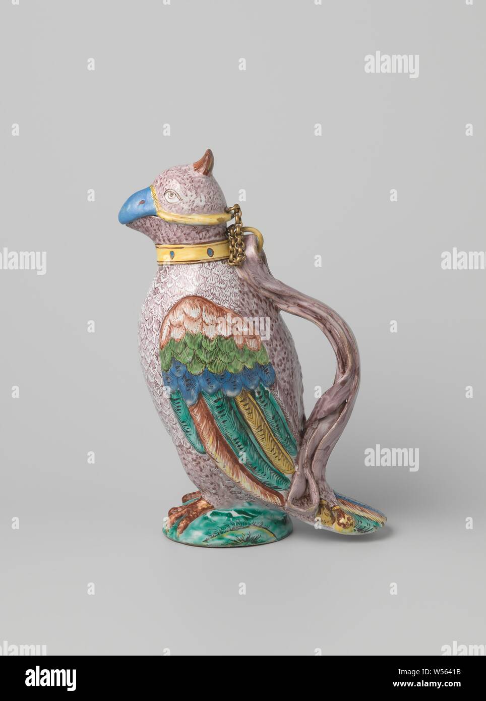 Krug wie ein Kakadu, Krug wie ein kakadu mit dem Kopf wie ein Deckel, durch eine Kette verbunden her geprägt. 4 Mangan markiert., anonym, Holitsch, C. 1750 - C. 1765 kettting, H 27 cm x W 17 cm x d 10 cm Stockfoto